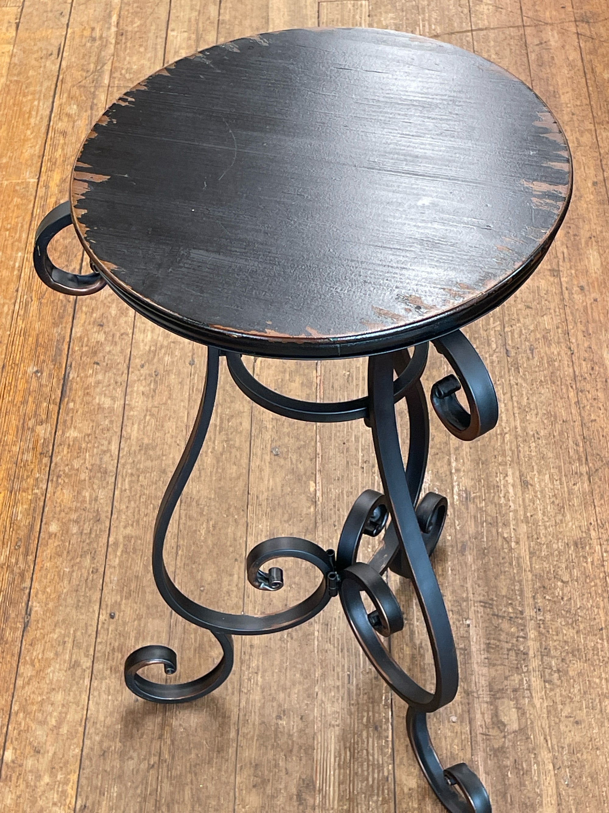 Accent Table