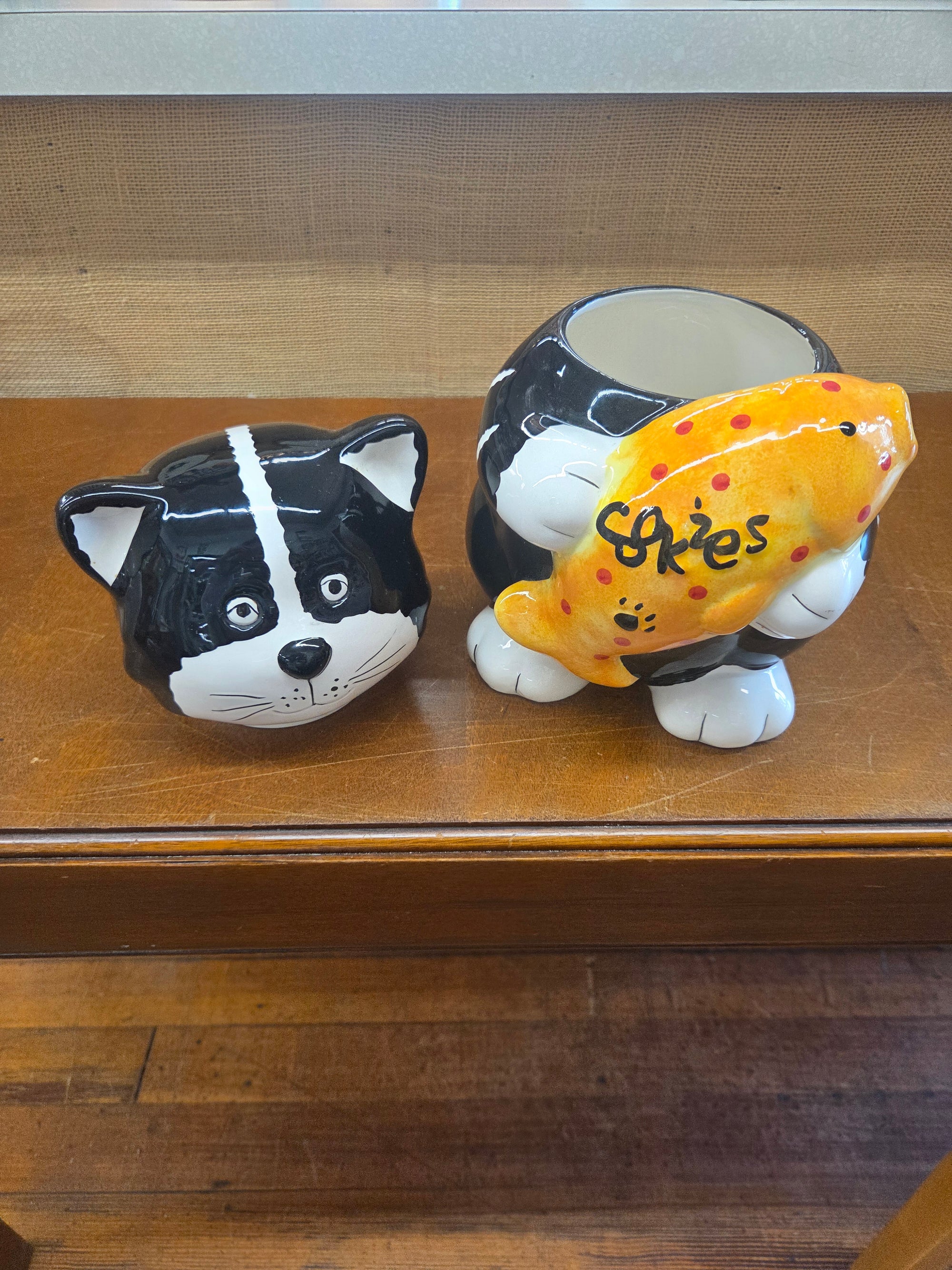 Black and White  Cat Cookie Jar