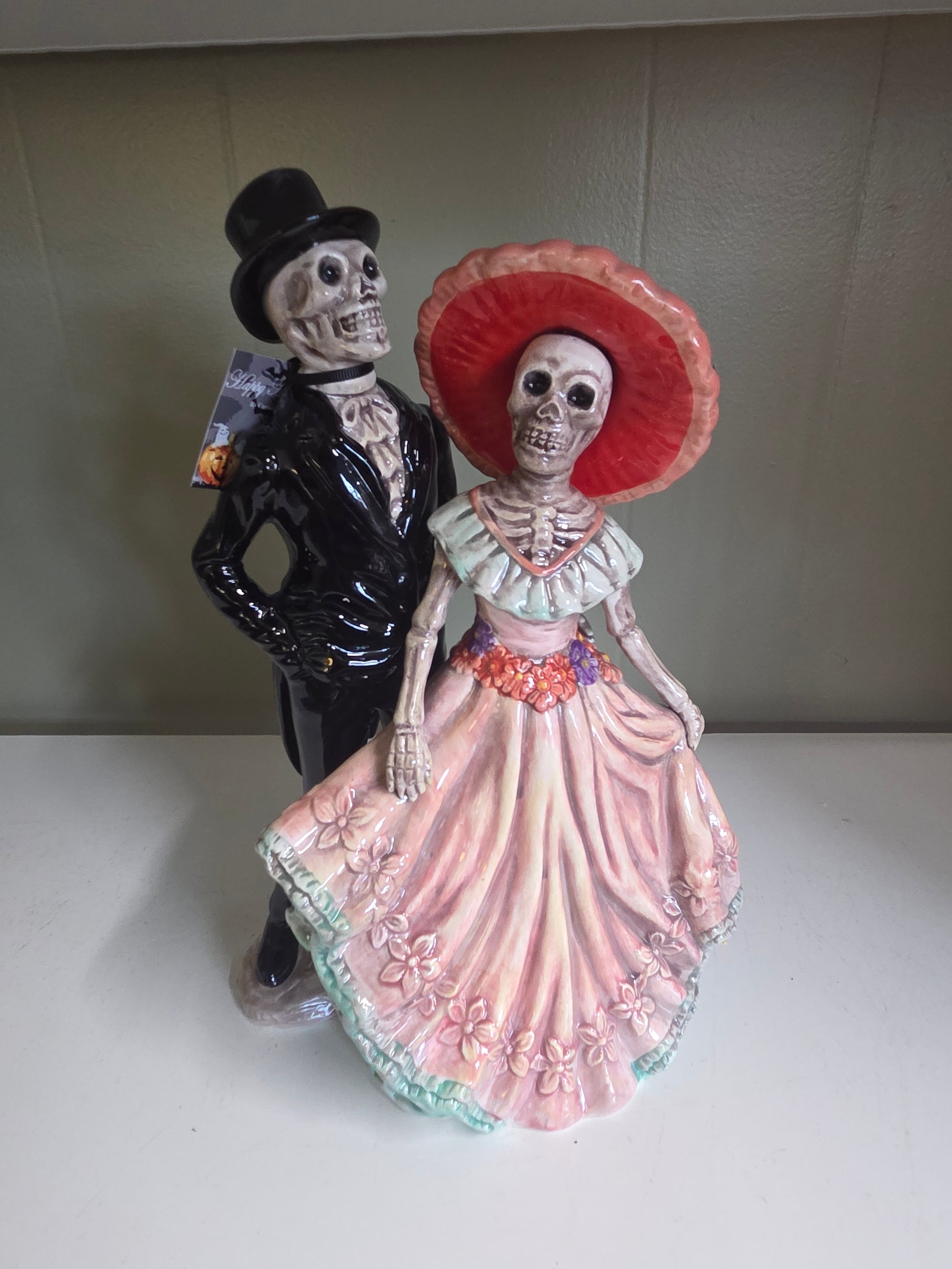 Skeleton Couple