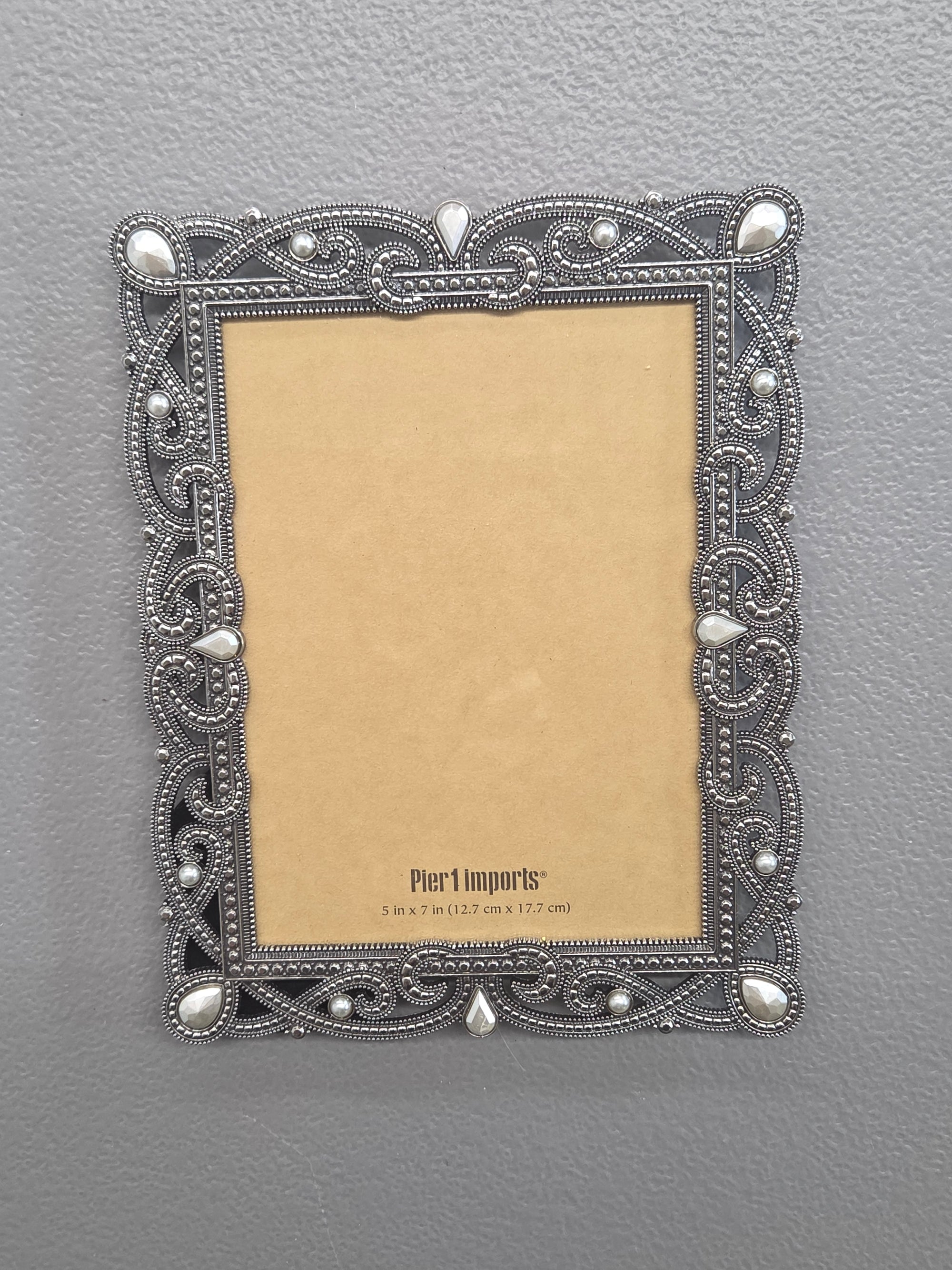 Pier 1 Frame