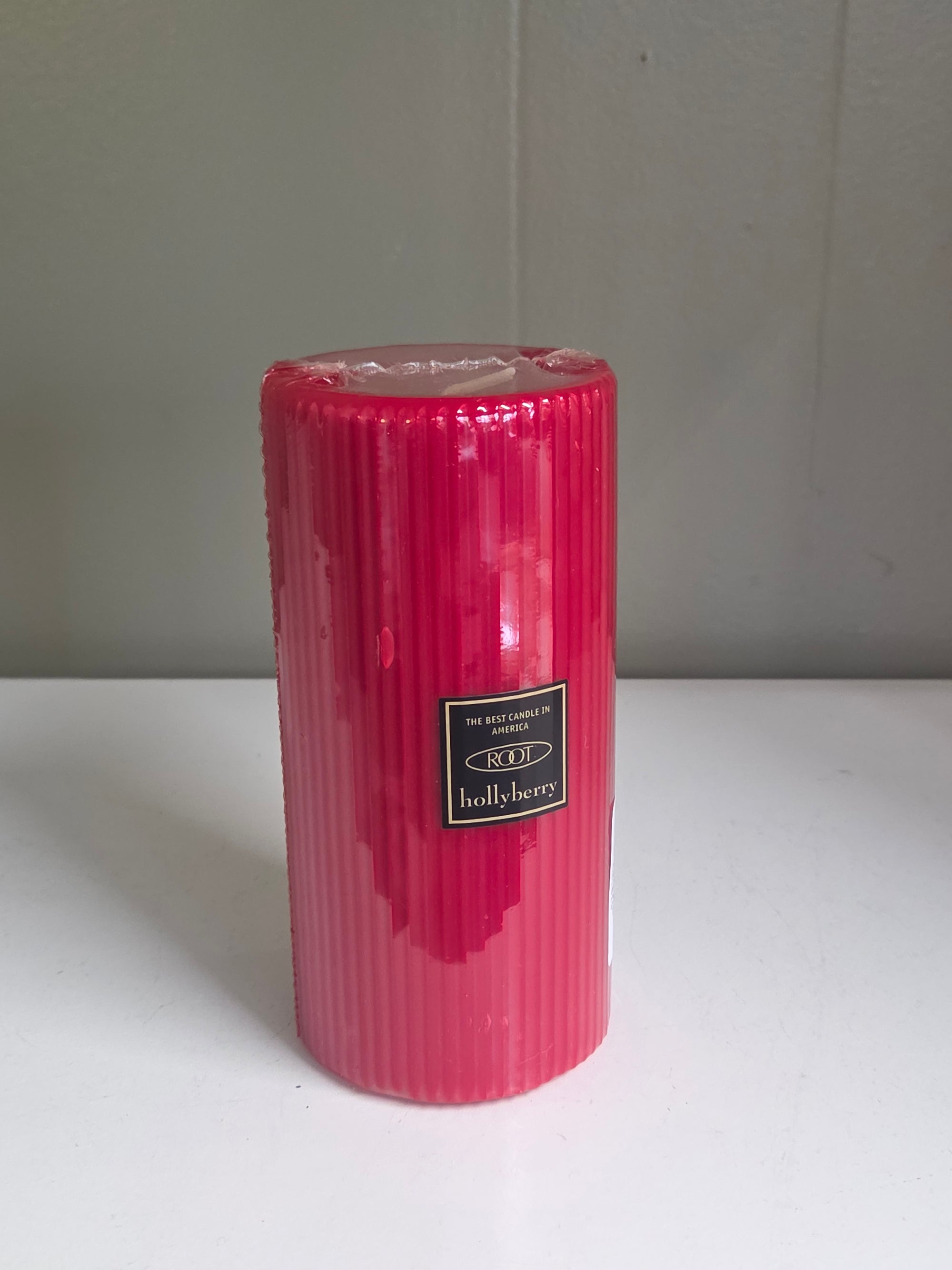 Red  Hollyberry Candle