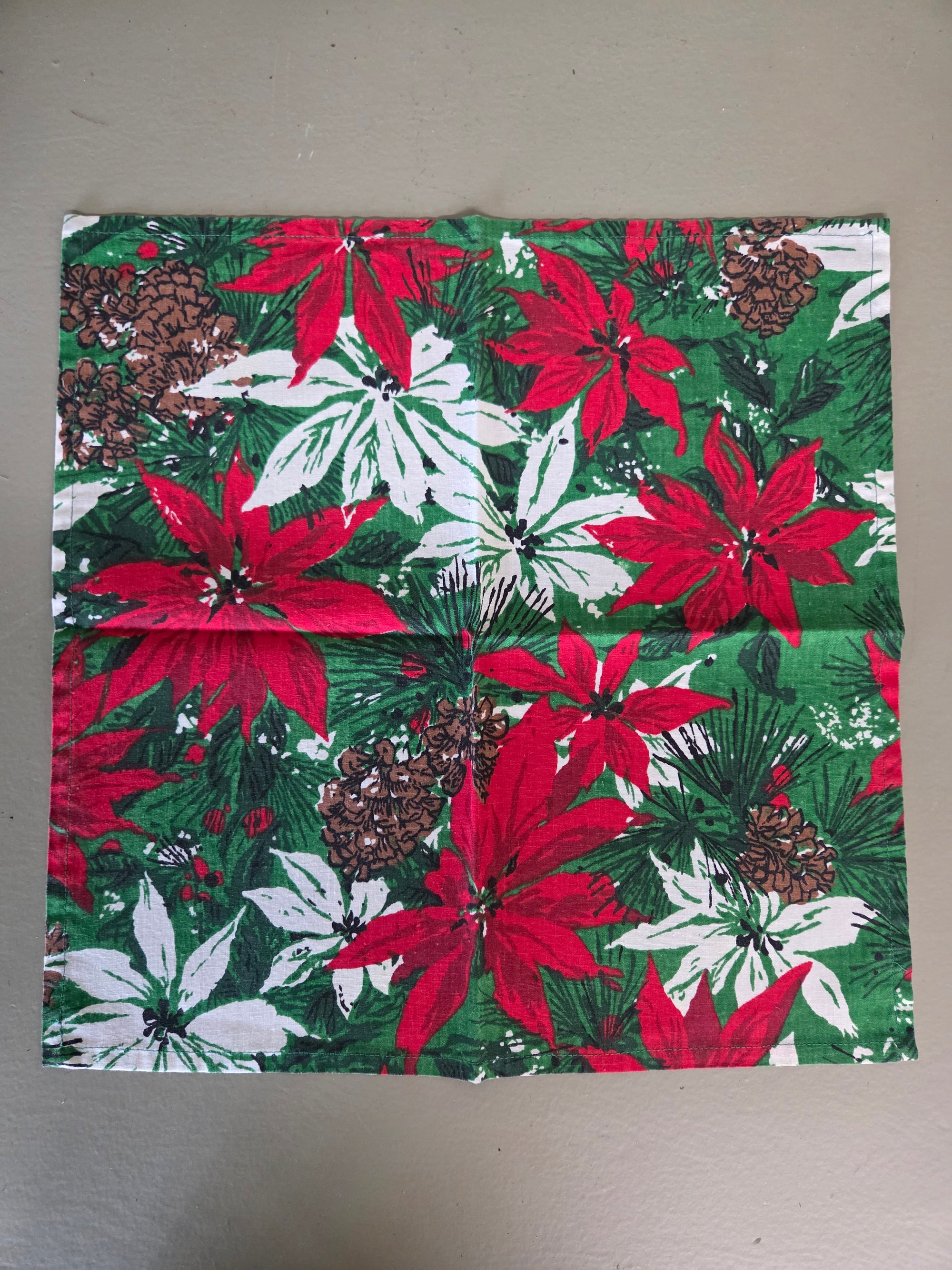 Poinsettia Linen Set, Set of 6