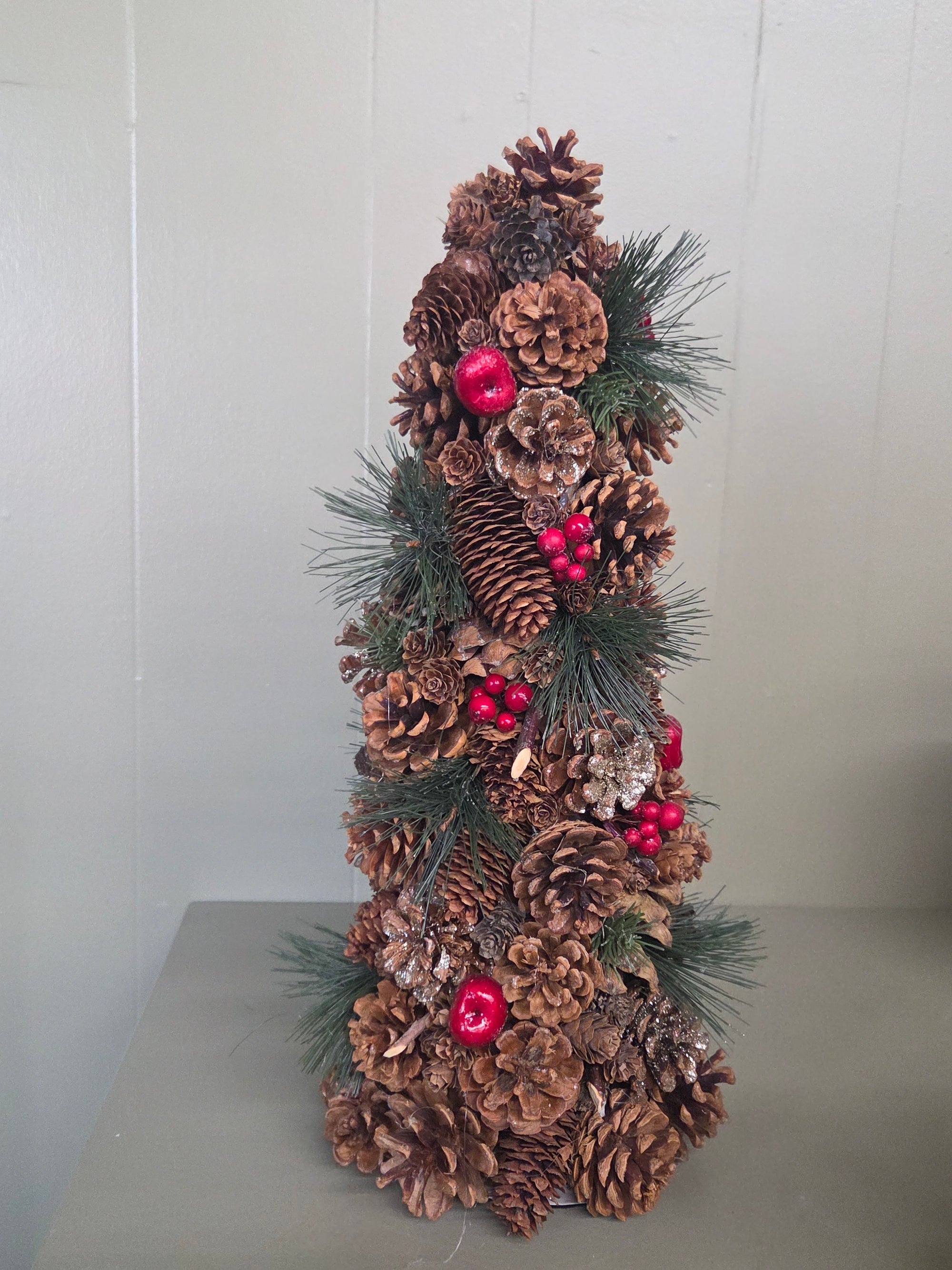 Pinecone Christmas Tree