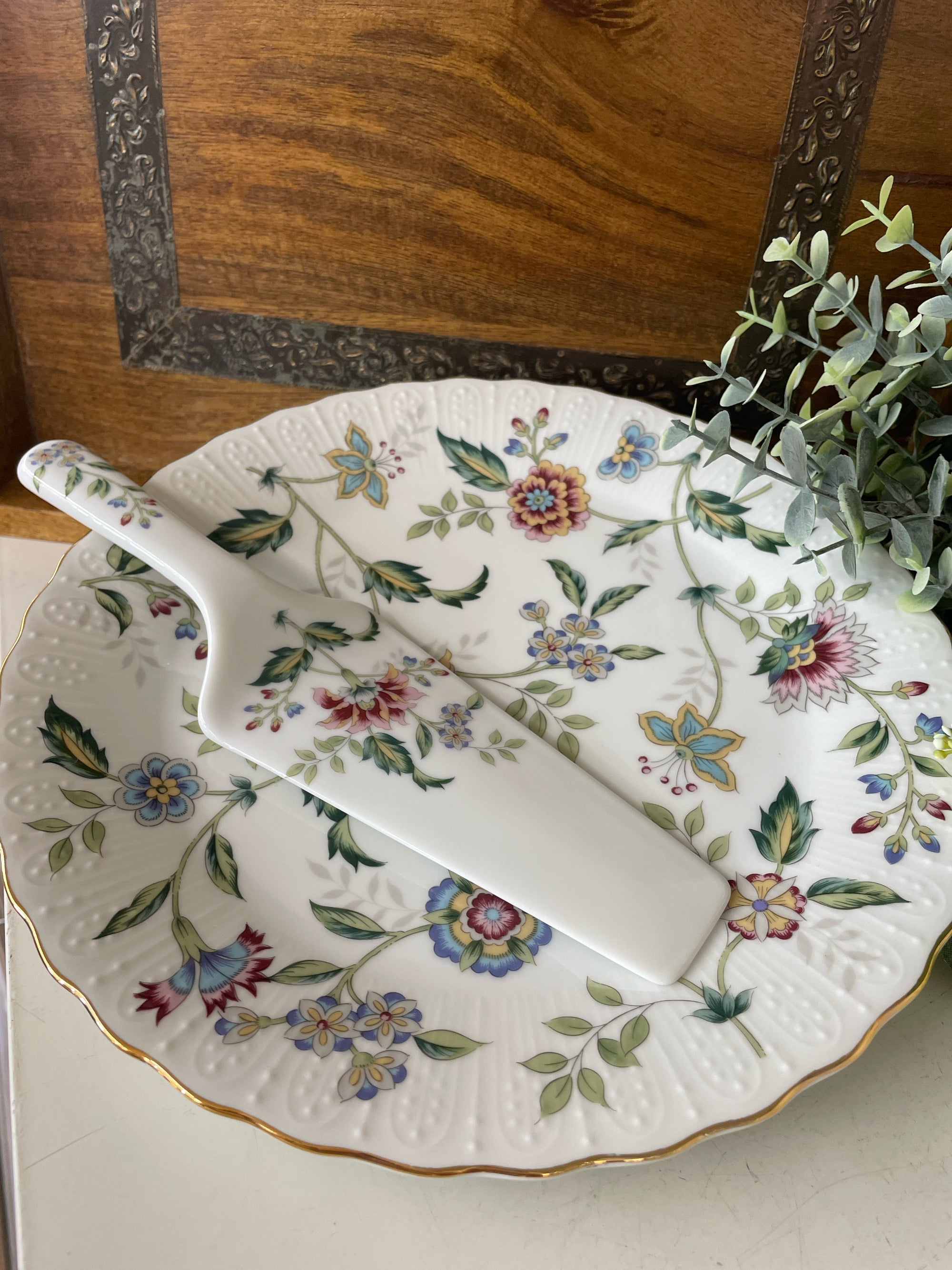 Cake Plate and Server