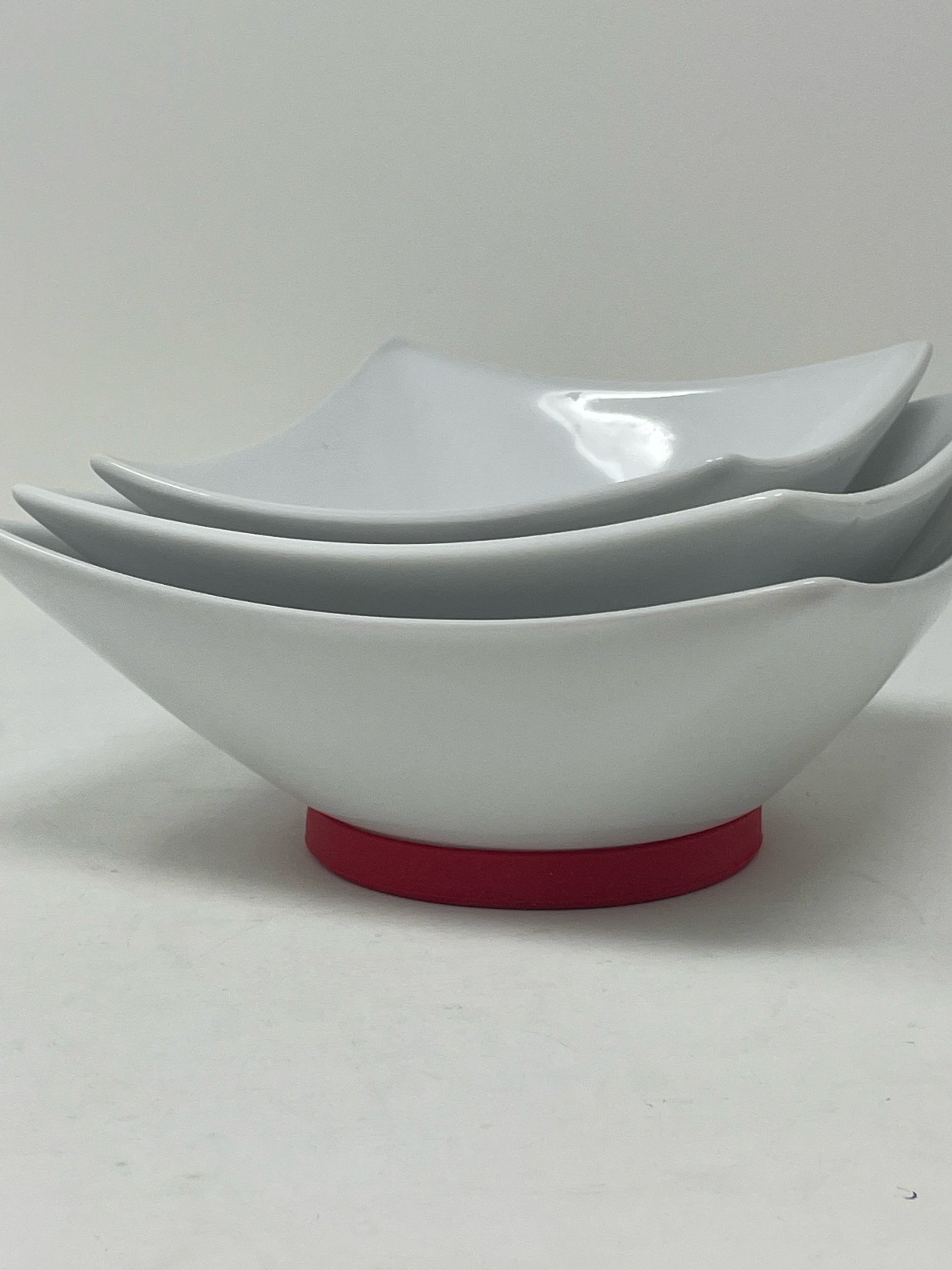 Nesting Bowls