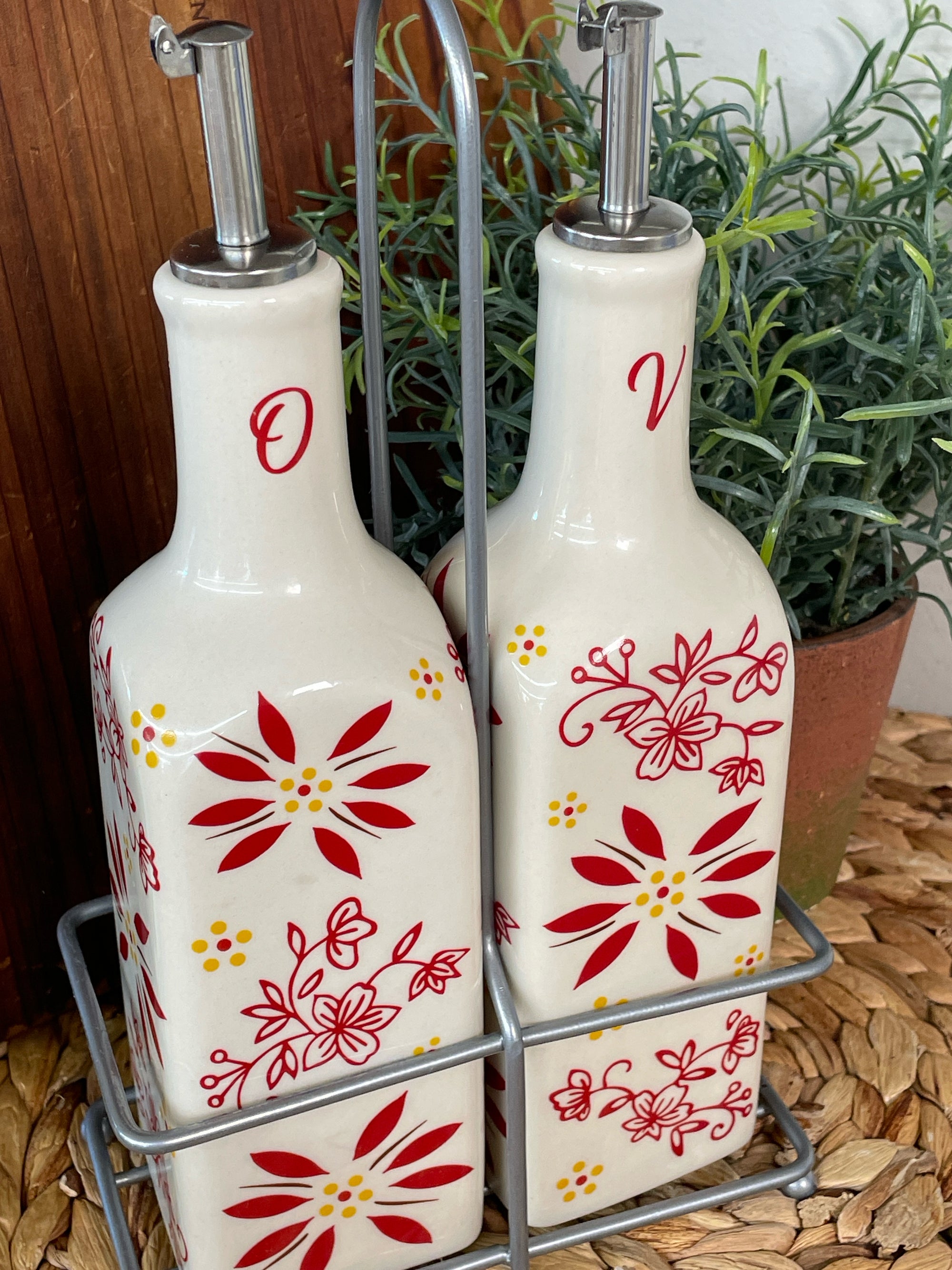 Oil/Vinegar Bottles in Holder