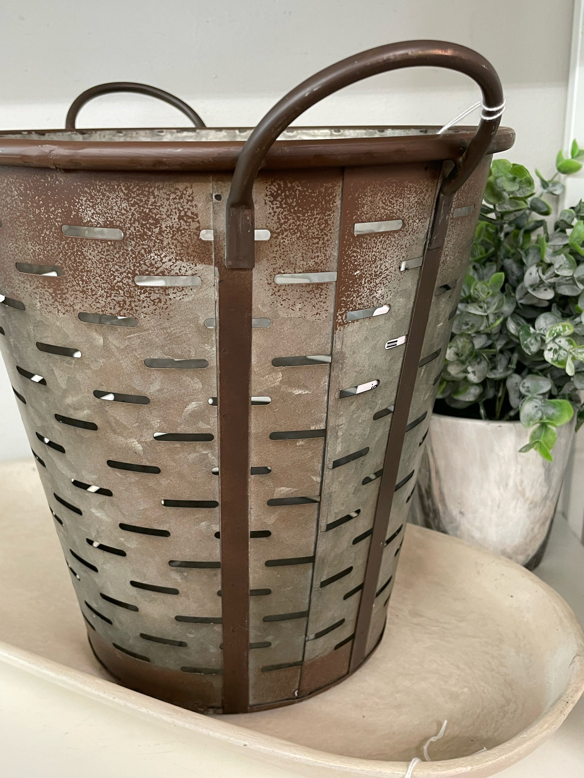 Bucket