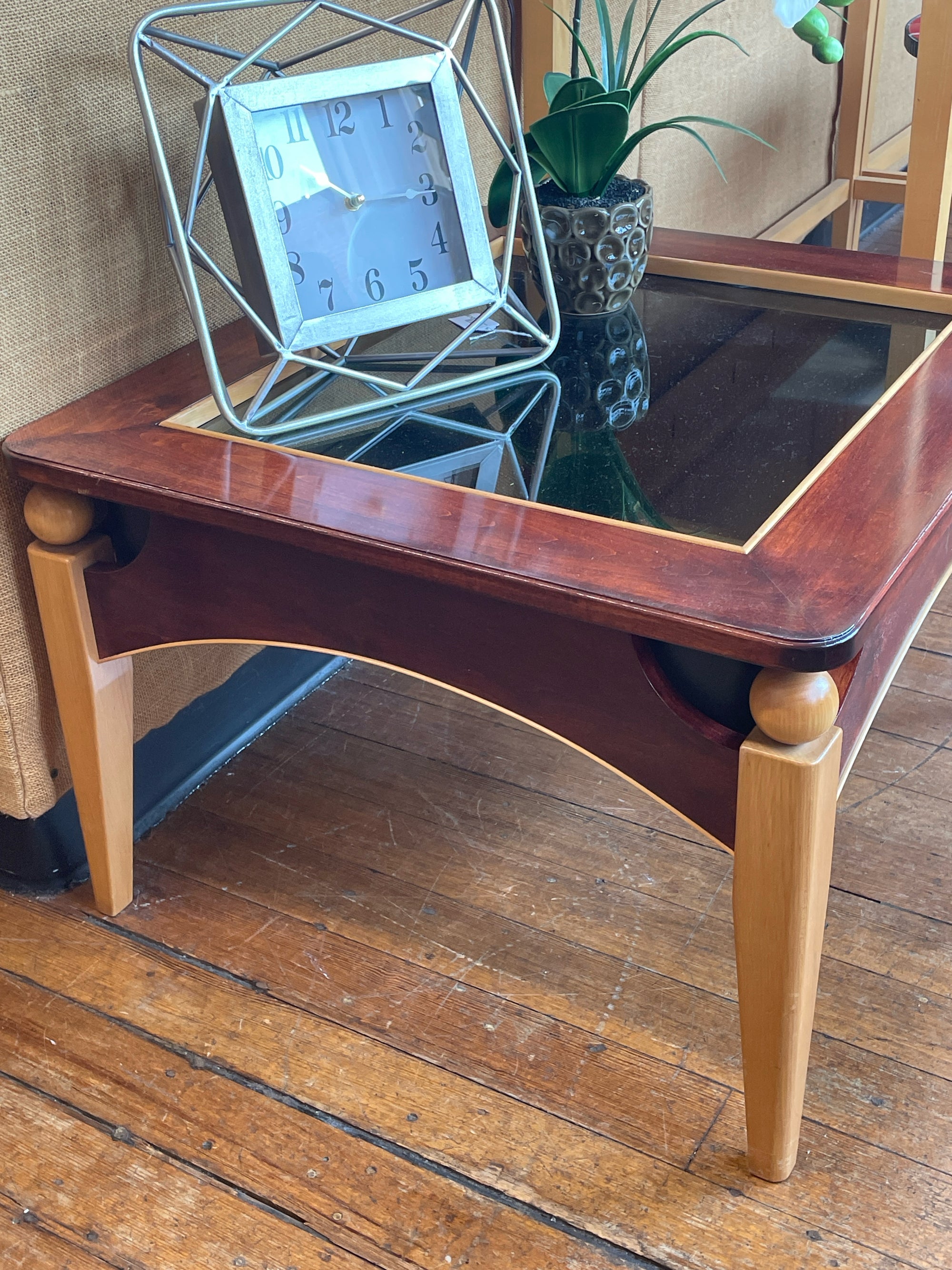 Accent Table