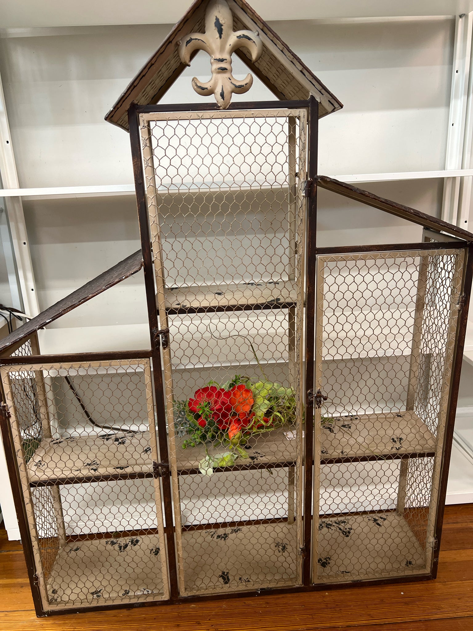 Shelf