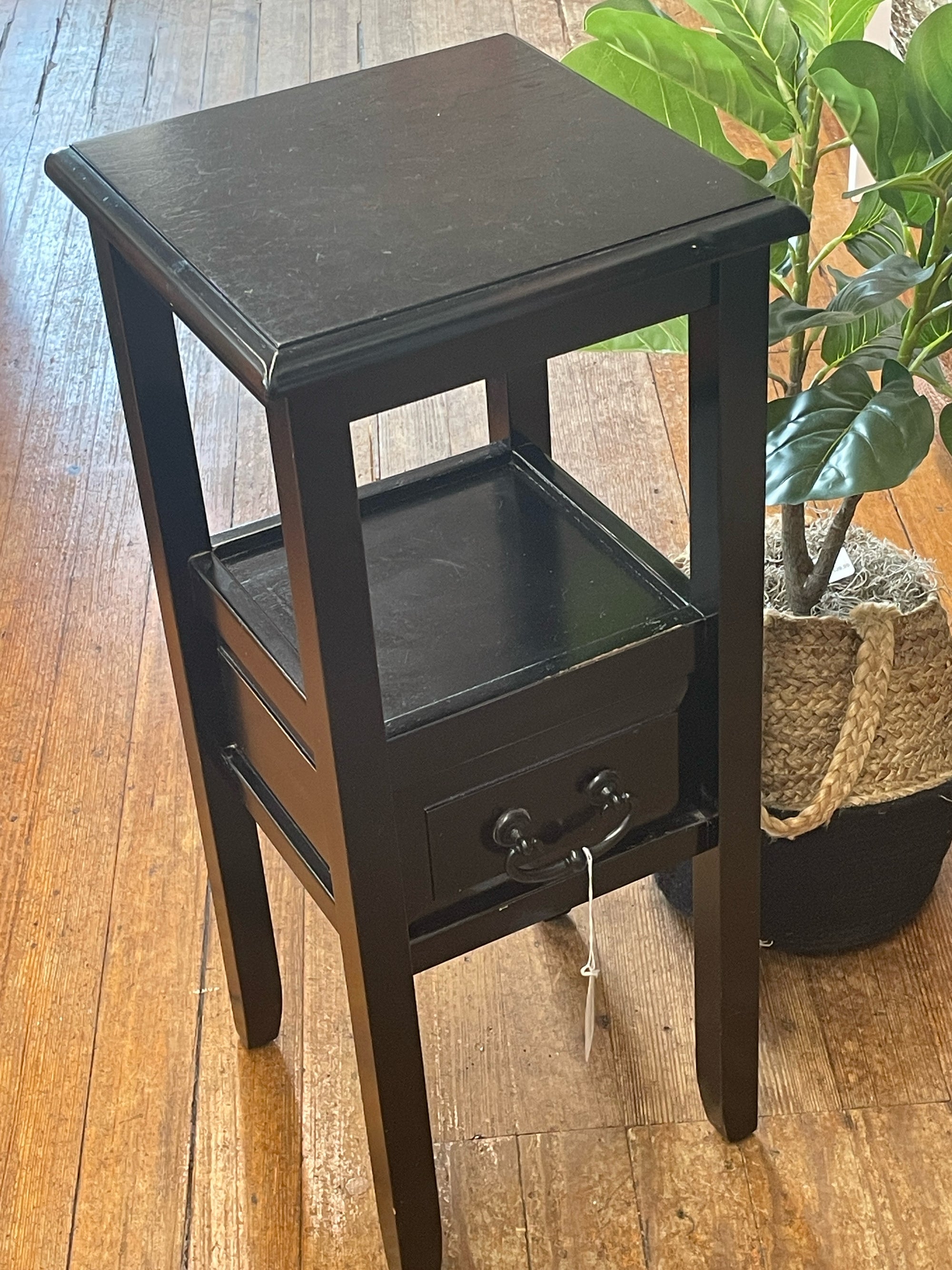 Accent Table