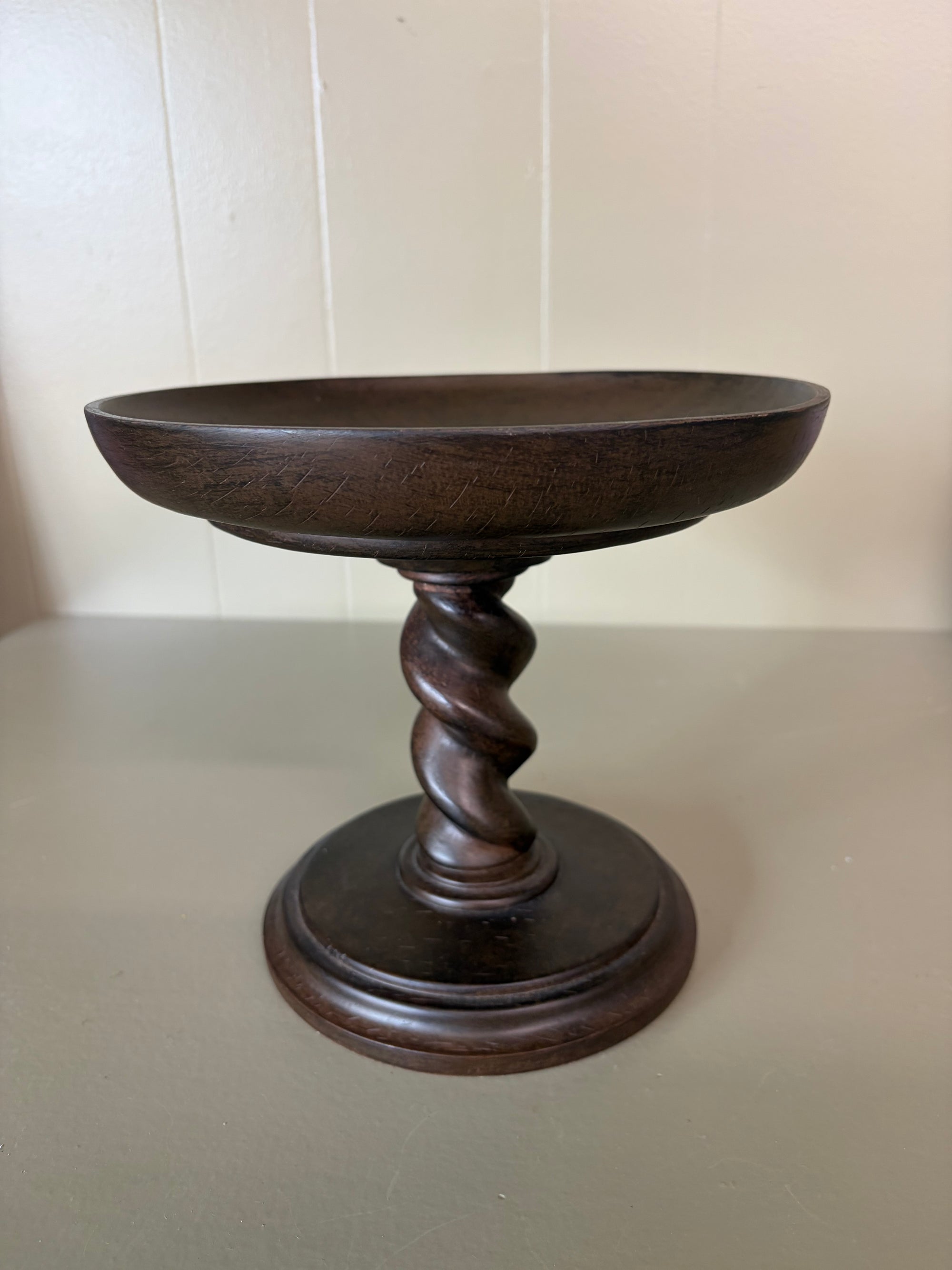 Twisted Pedestal