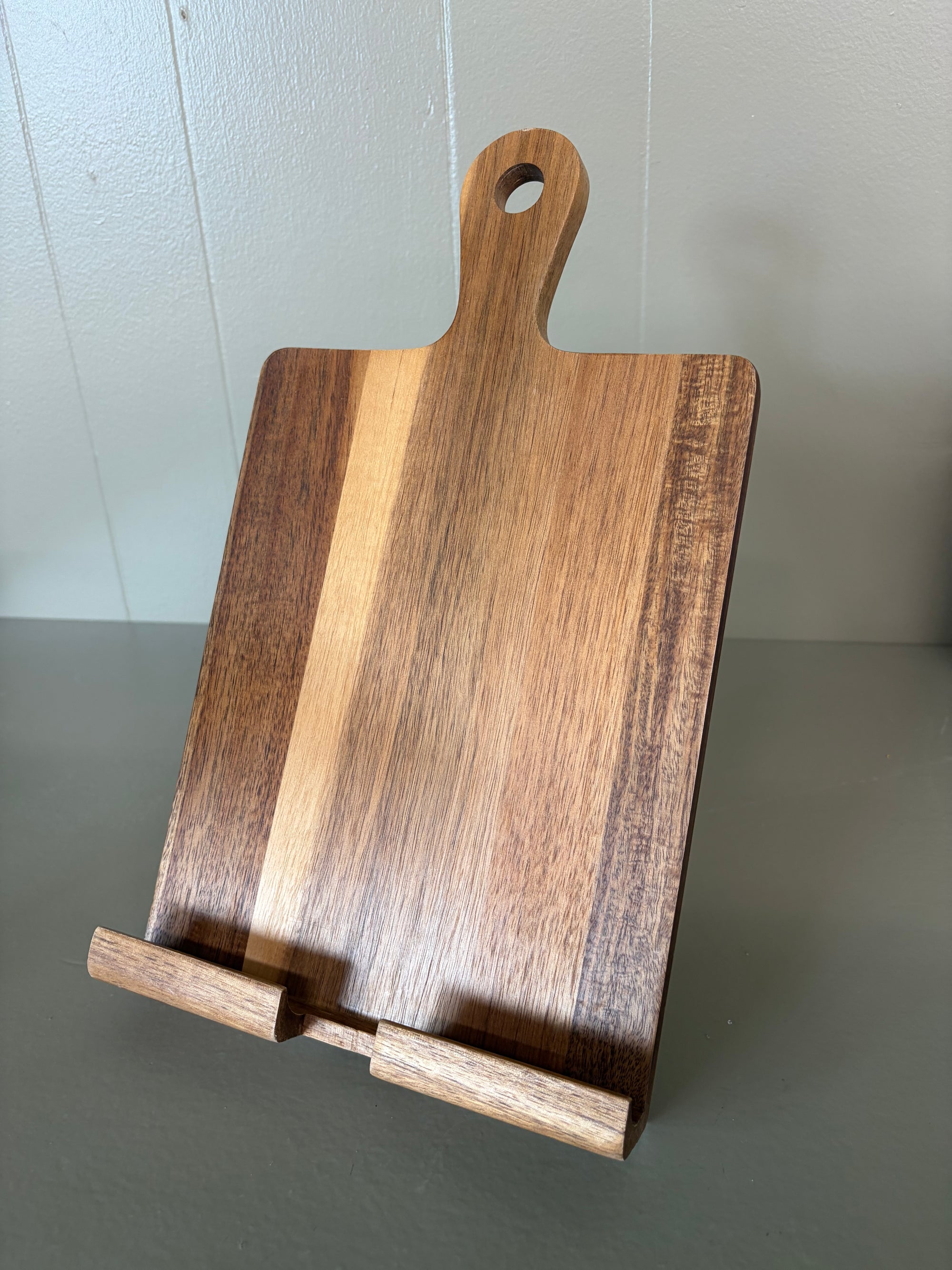 Cookbook Stand