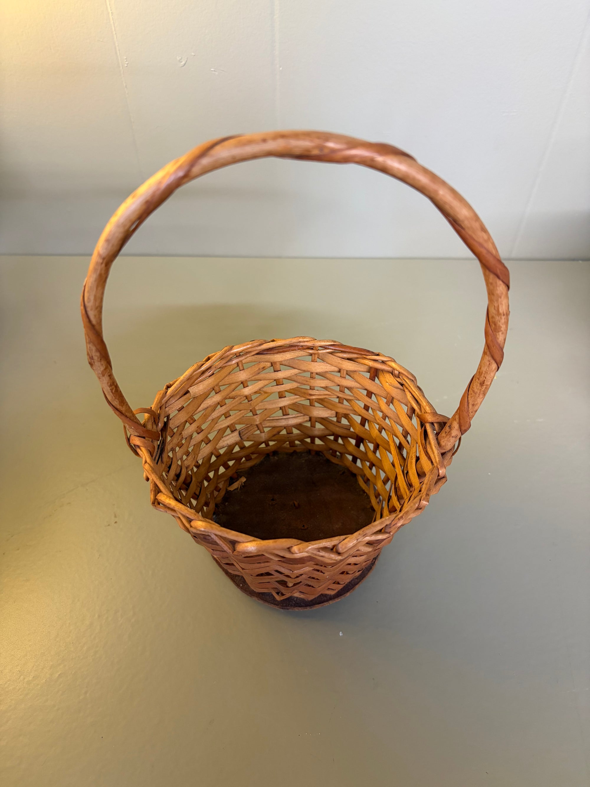 Wicker Brown Basket with Handle