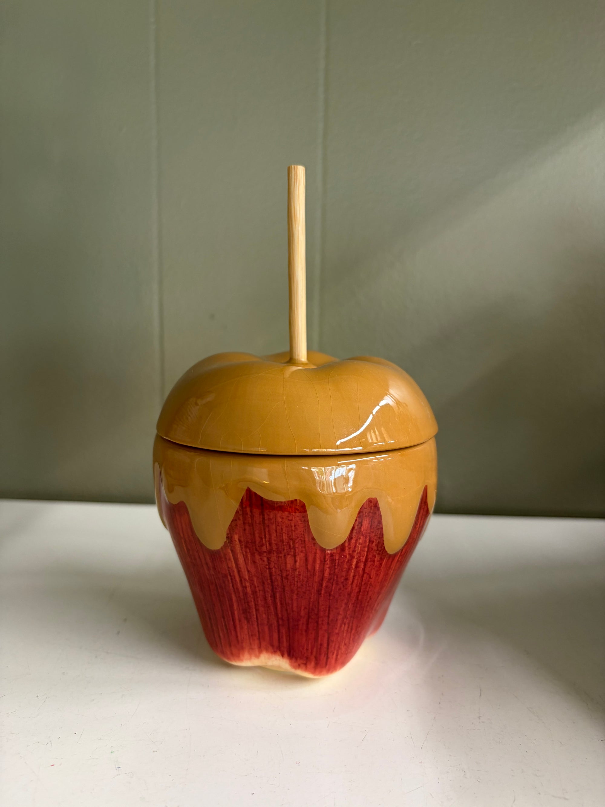 Caramel Apple Container