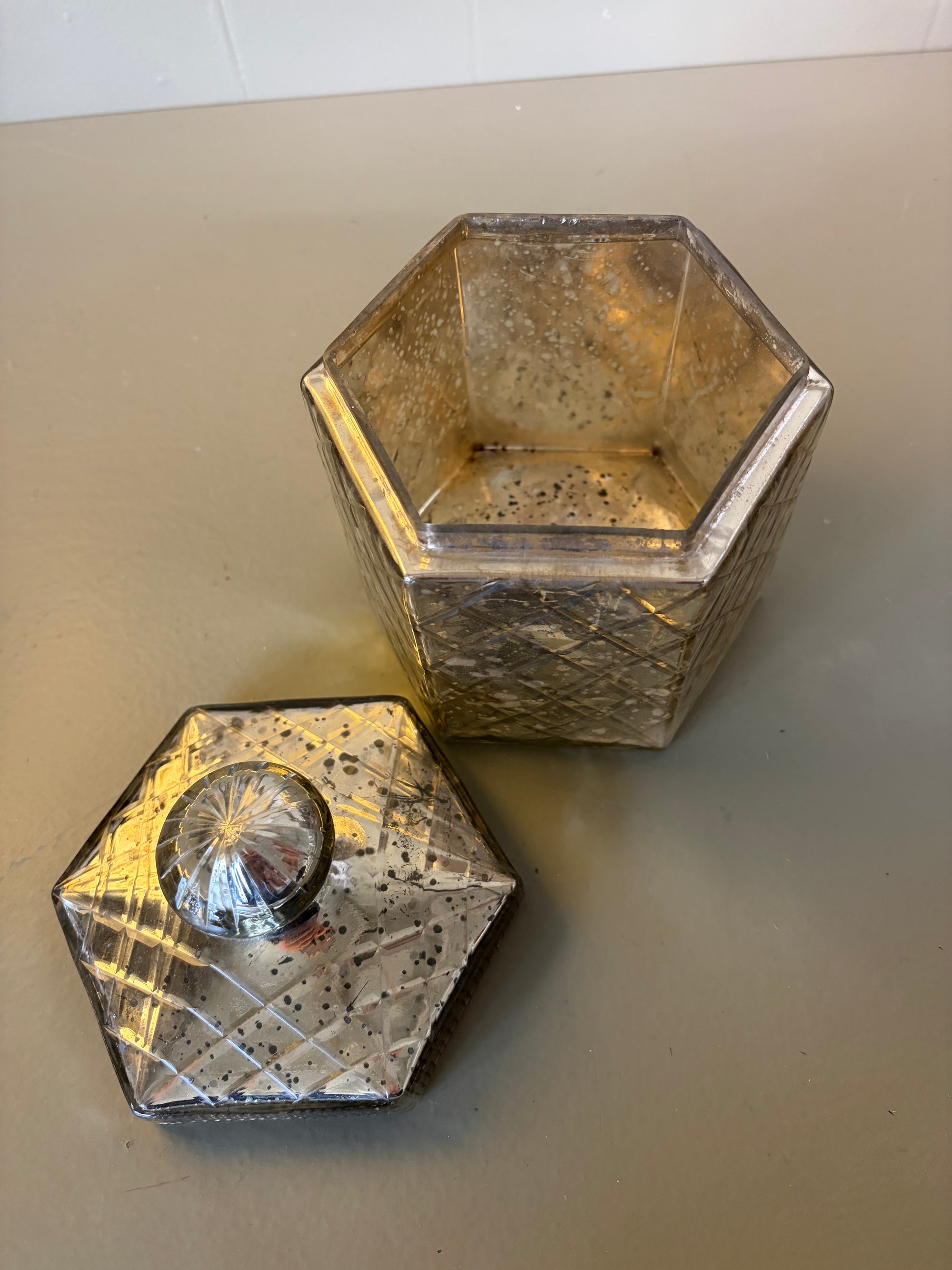 Mercury Canister