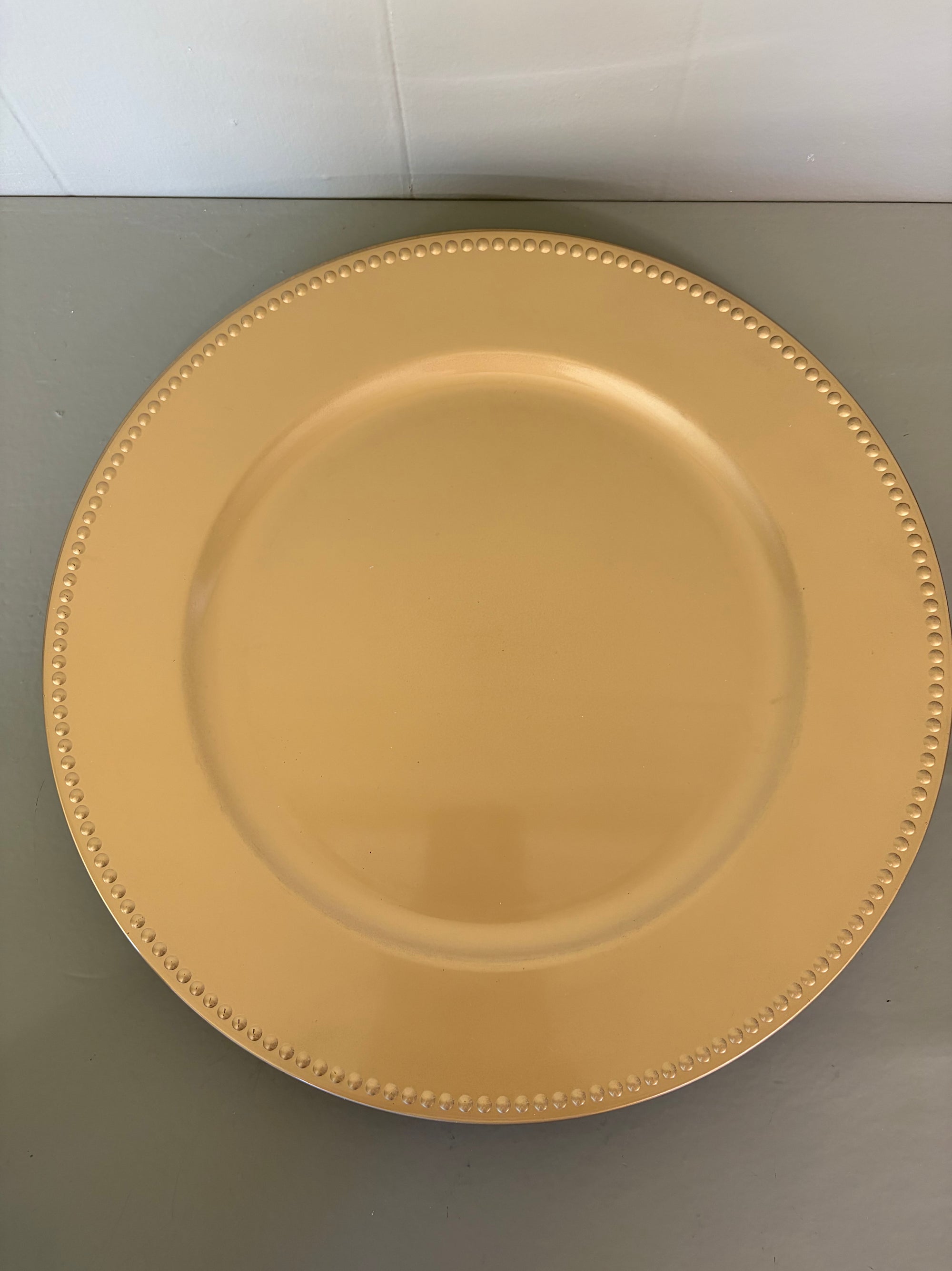 Gold Plastic Plate Set, 4 pc set