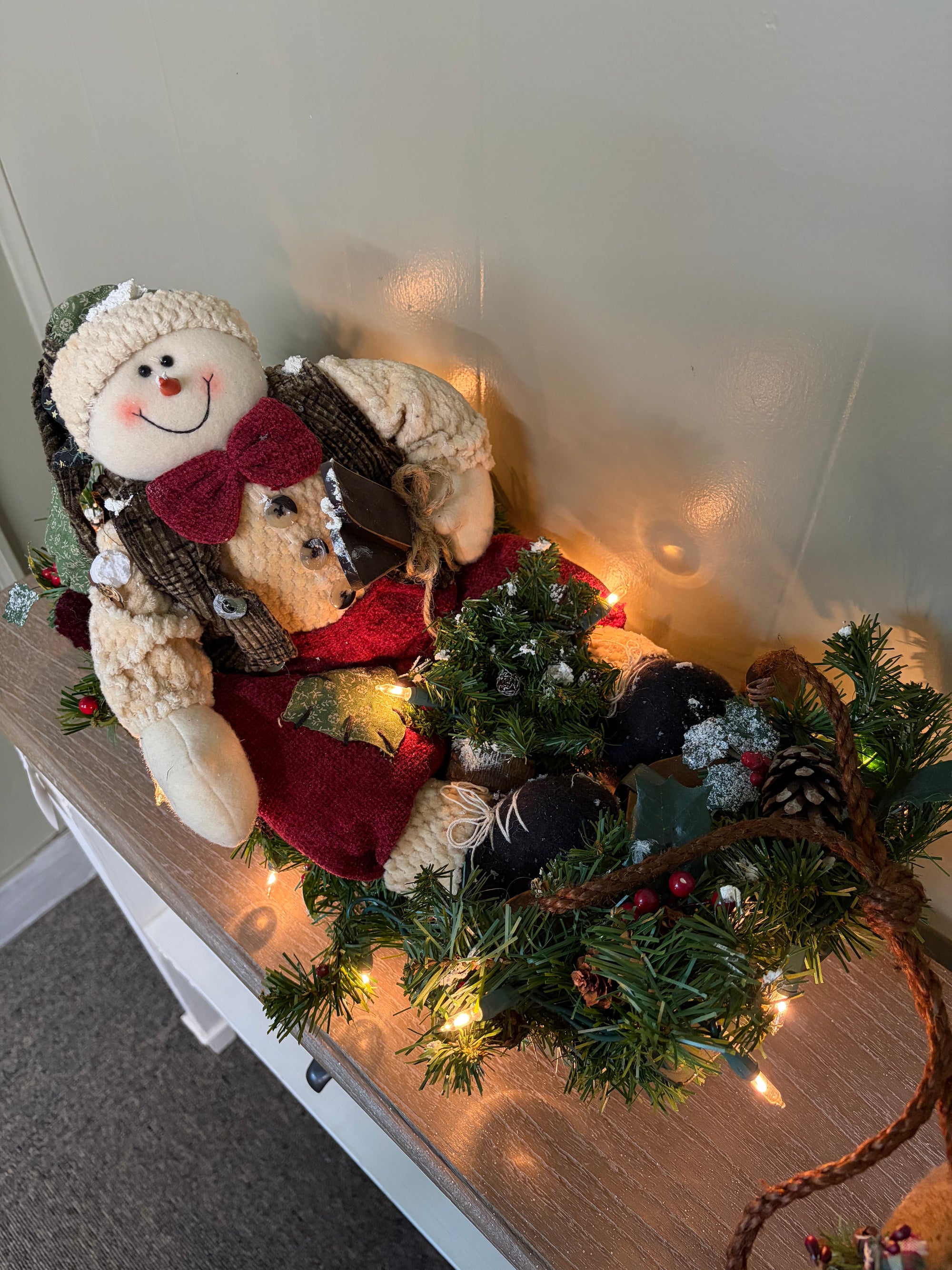 Snowman and Sleigh  Centerpeice