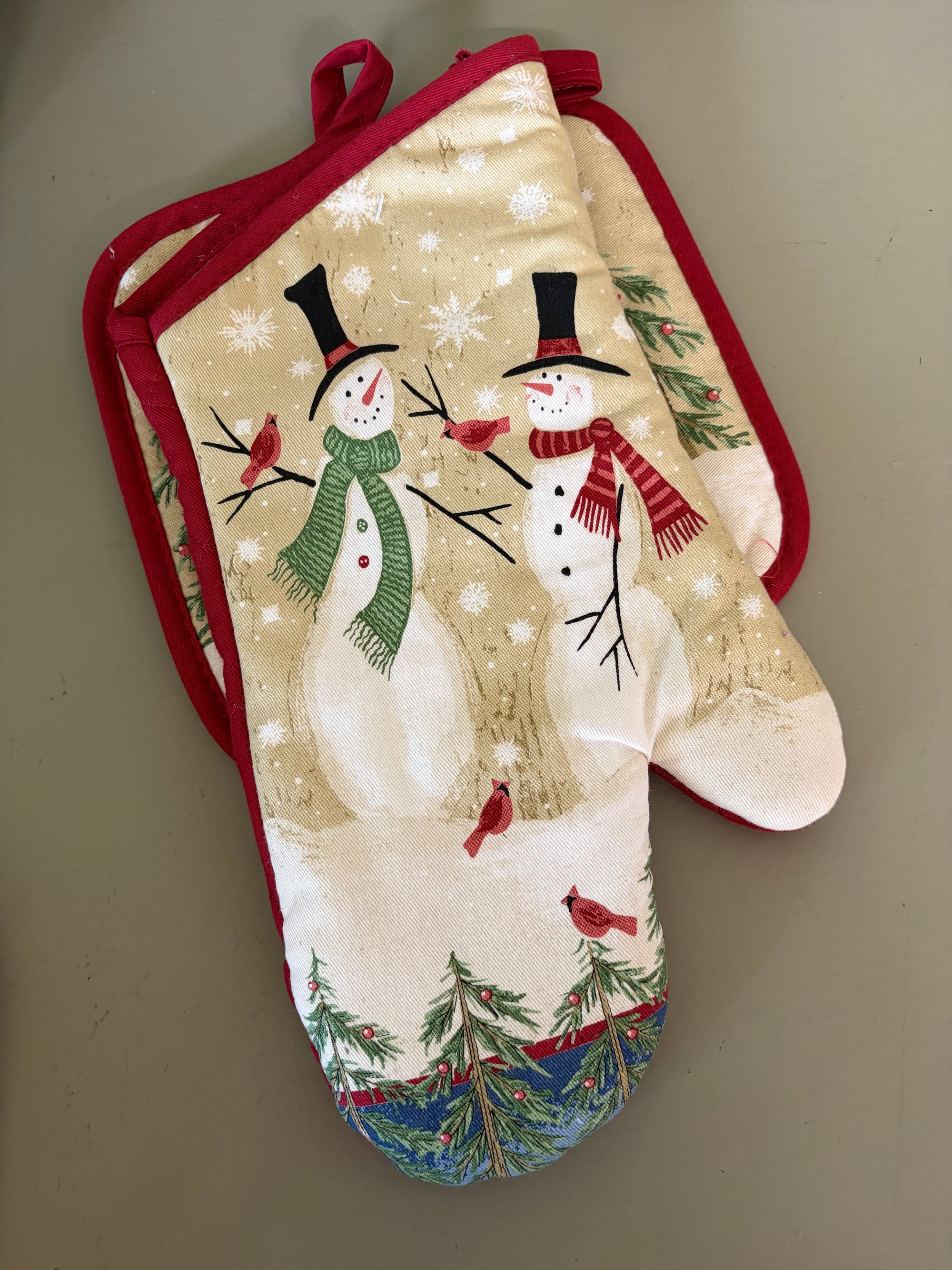 Snowman Oven Mitt Set