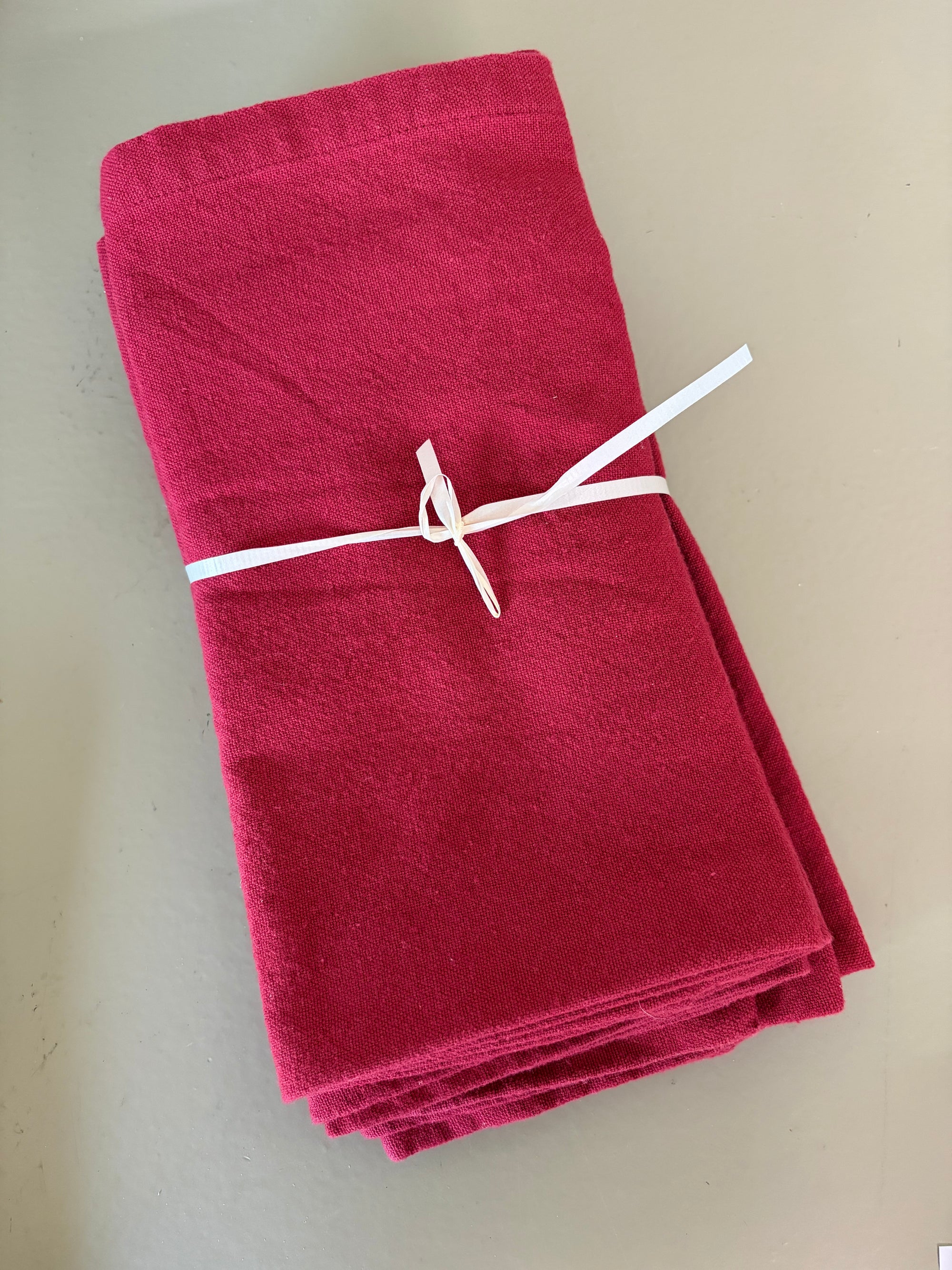 Red  Holiday Table Linens, Set of 4