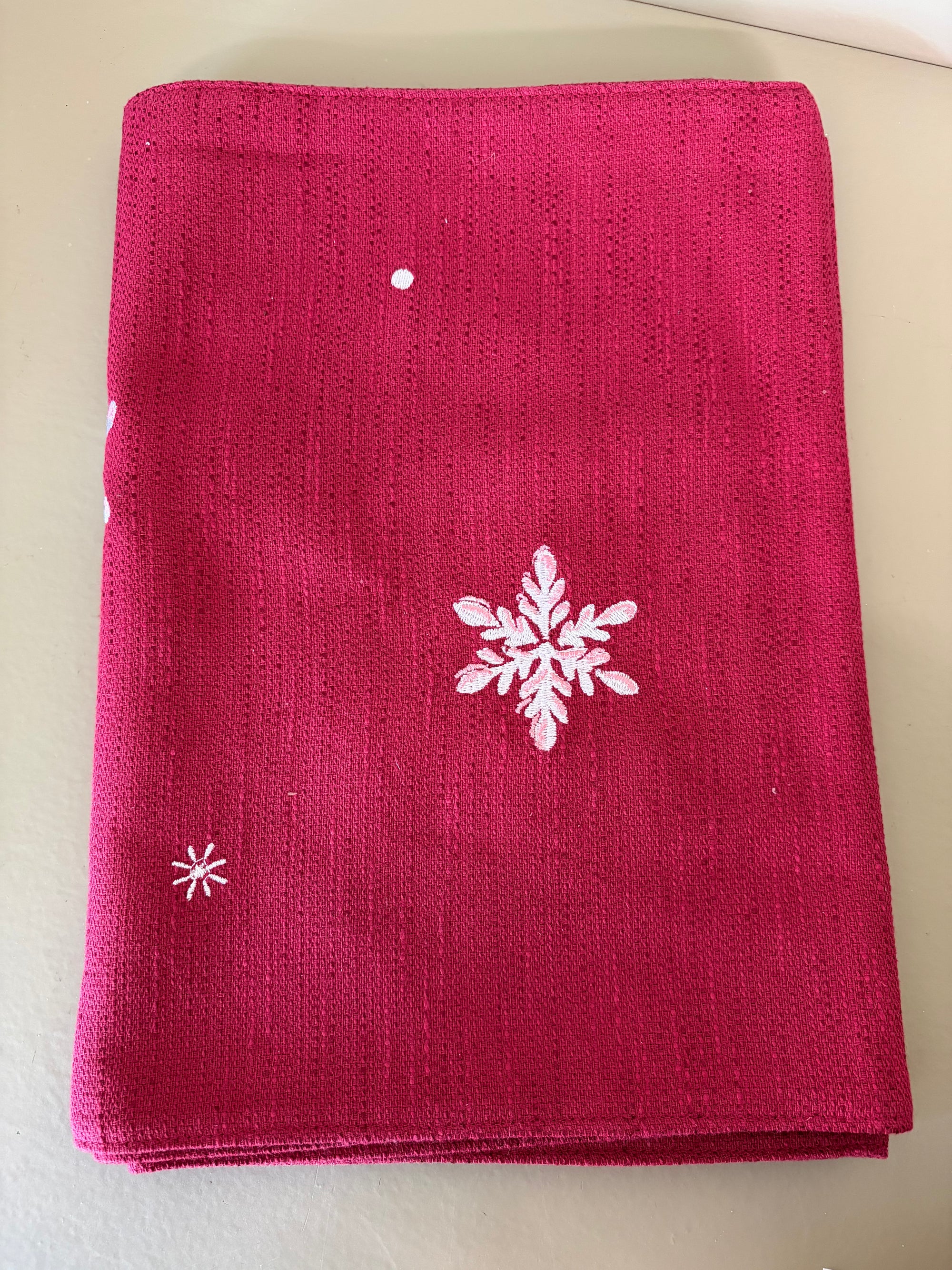 Red  Table Linens