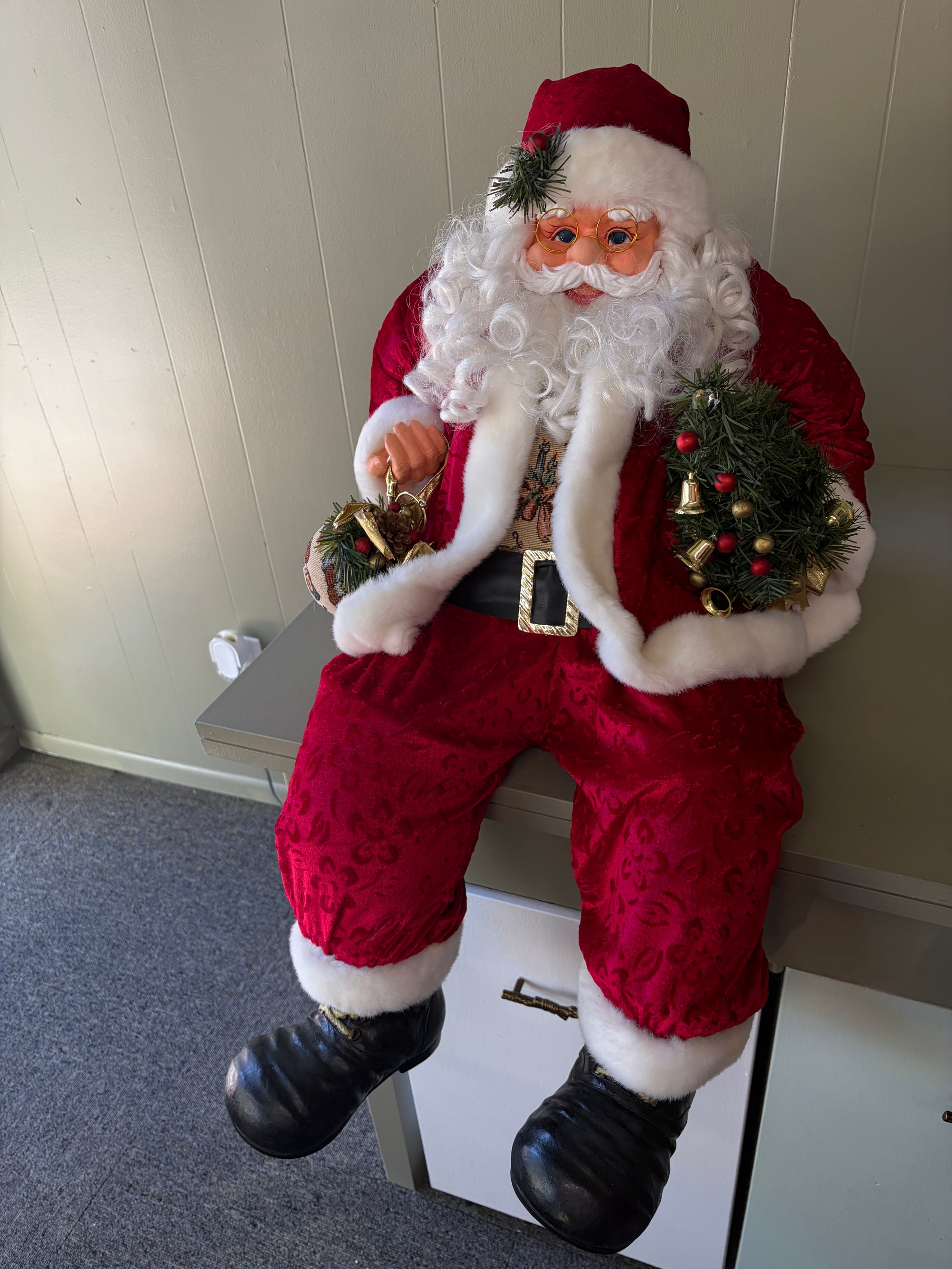 Sitting Santa, As Is