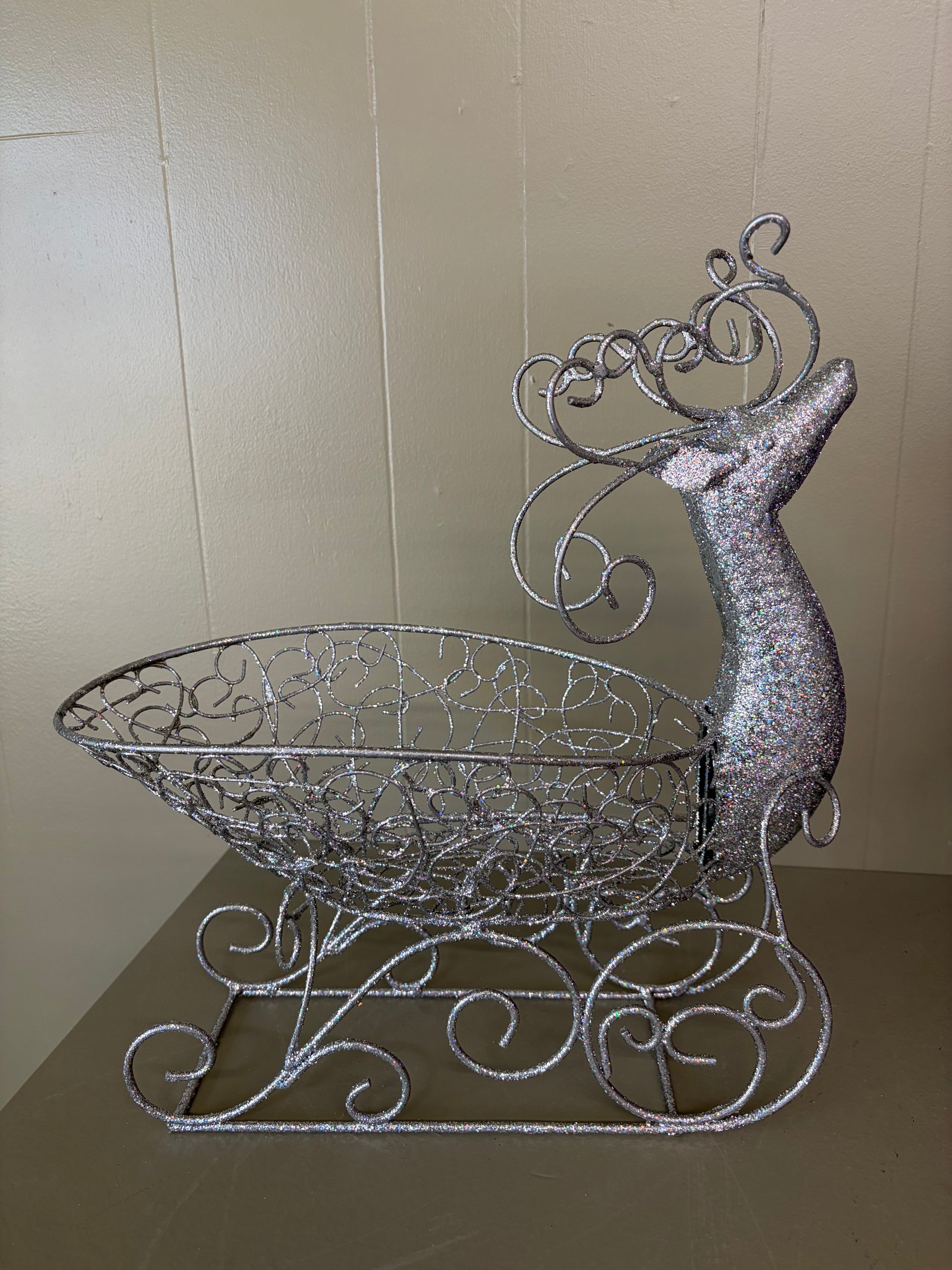 Glittery Deer Basket