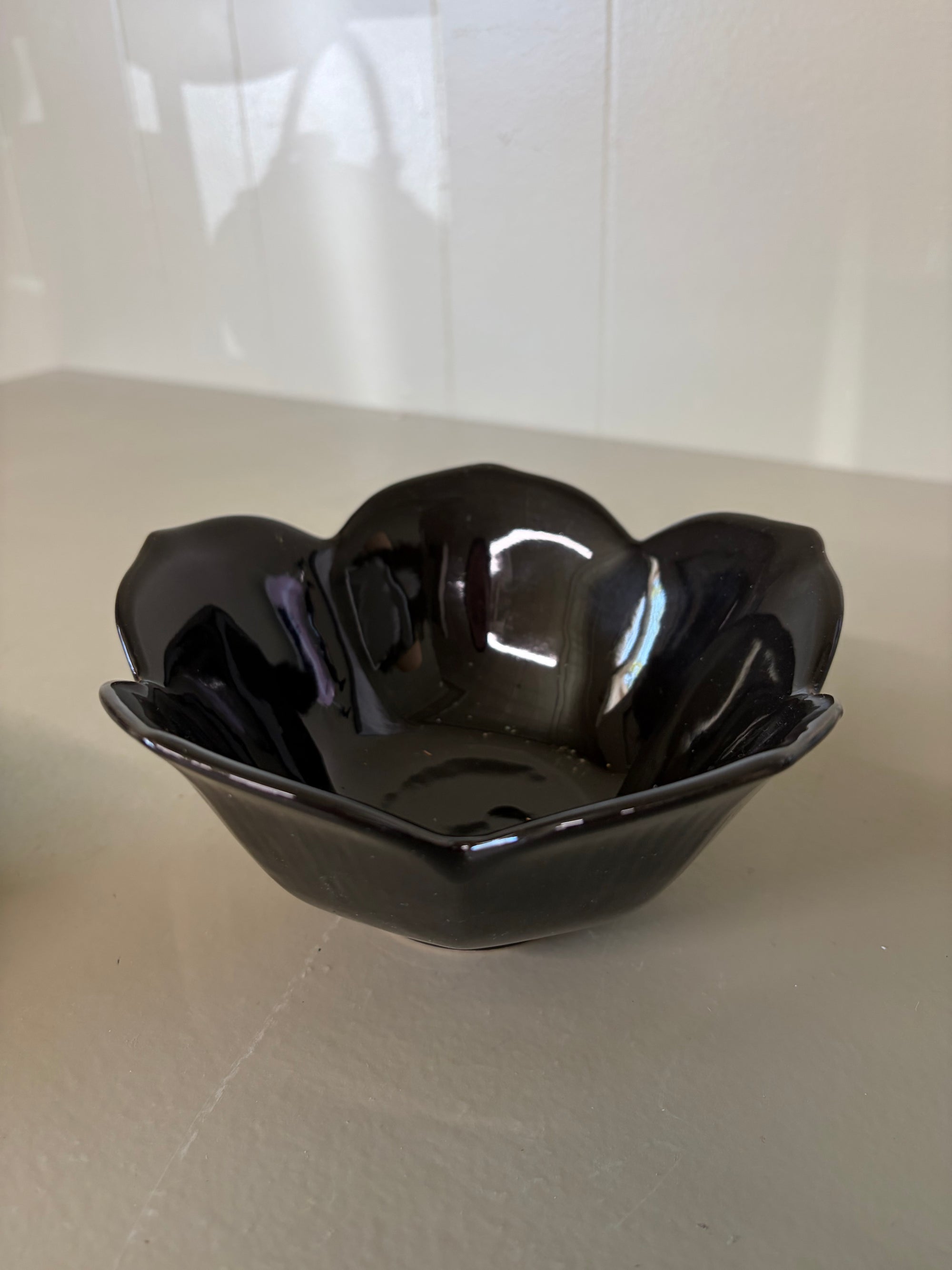 Black  Flower Bowl