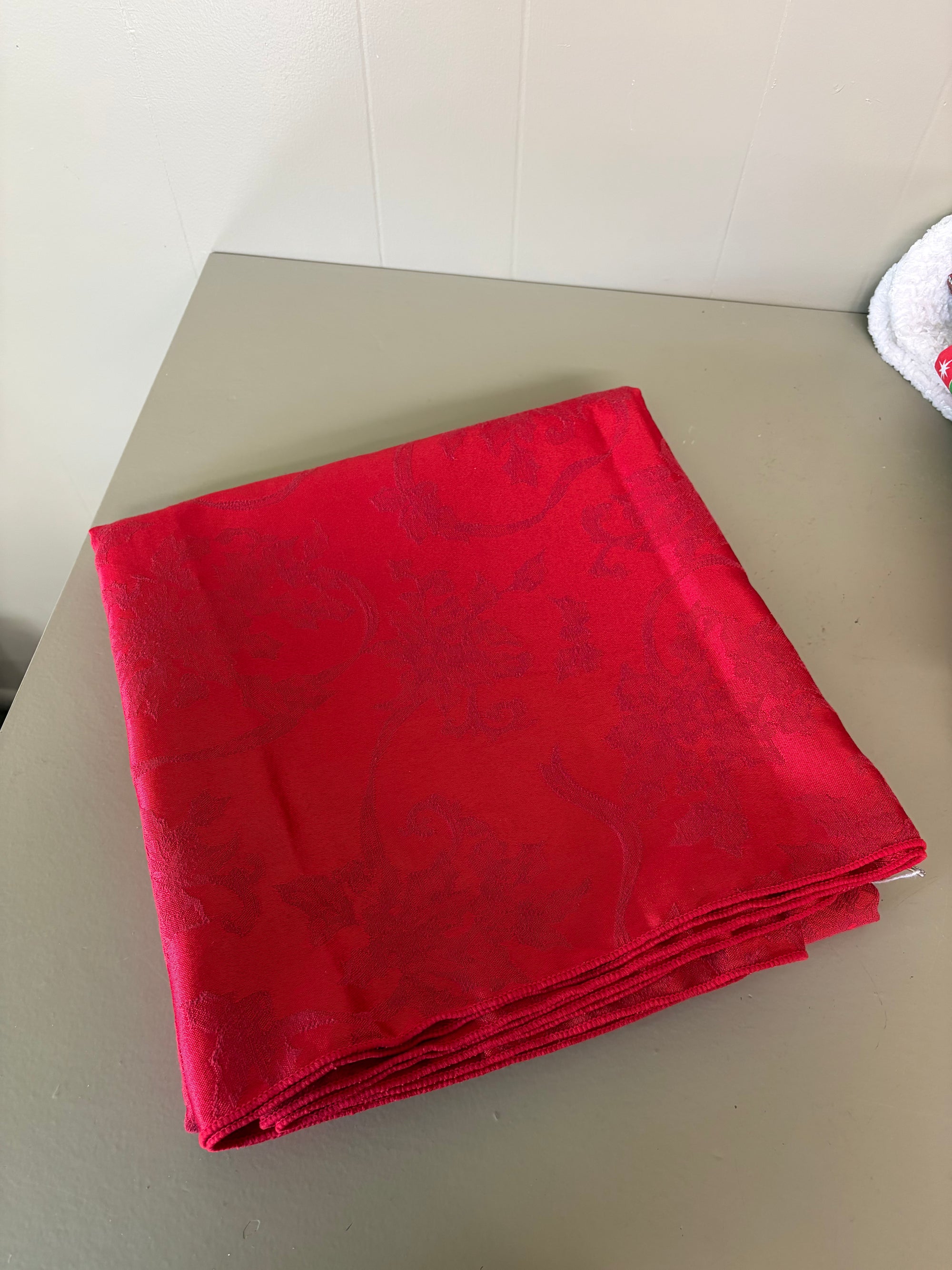 Red  Christmas Table Cloth