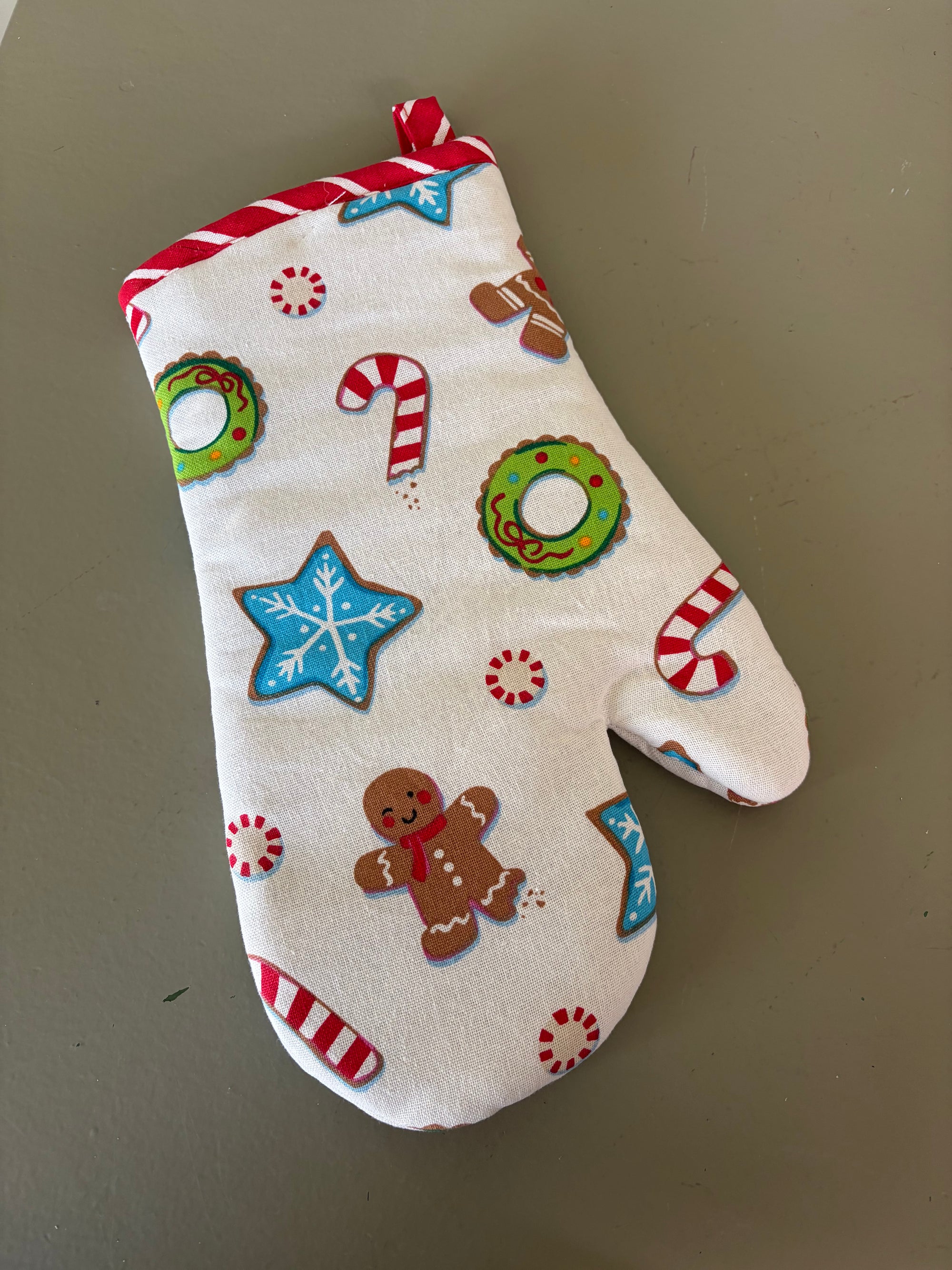 Christmas Oven Mitt