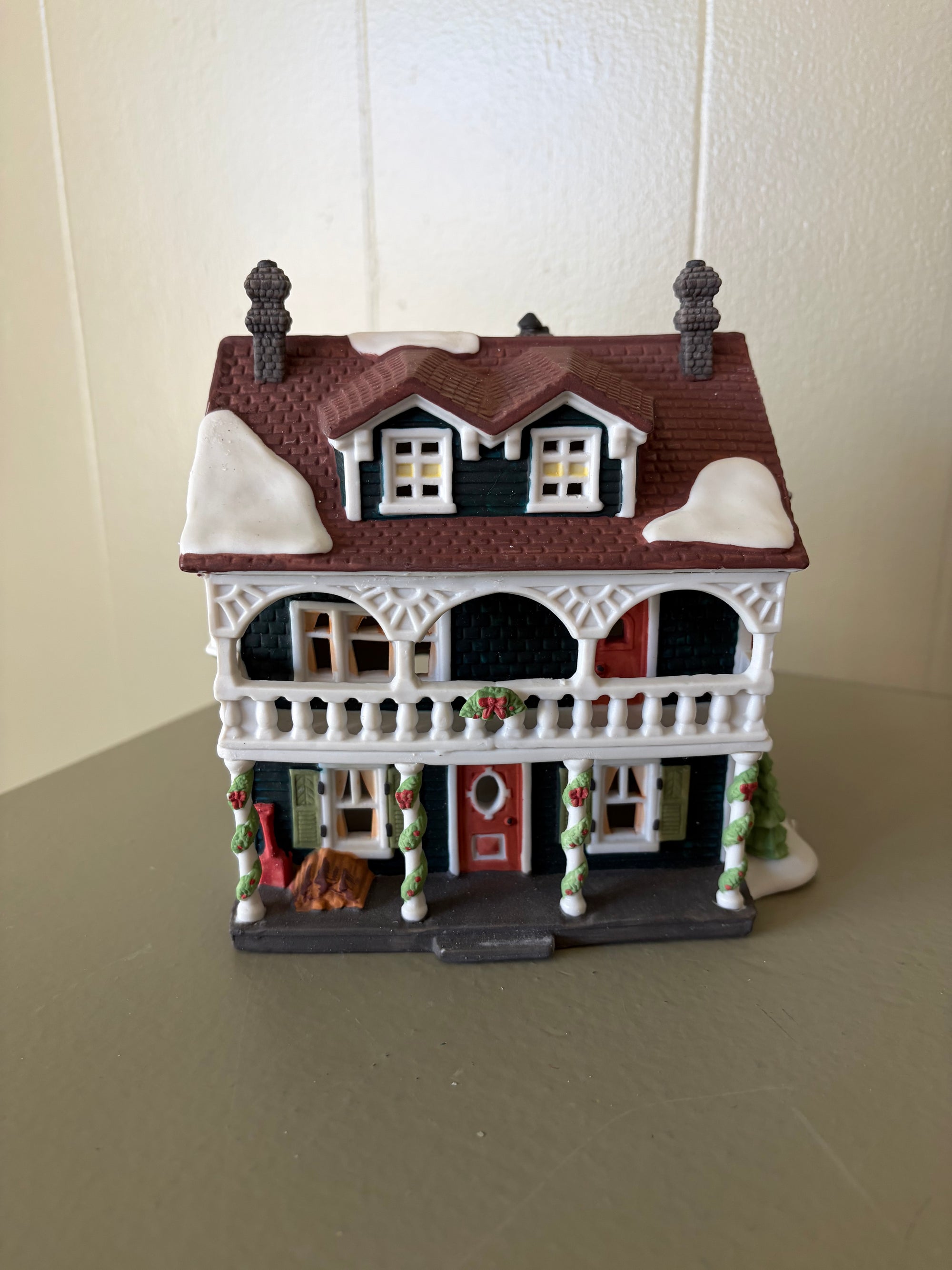 Dept. 56 Captain's Cottage