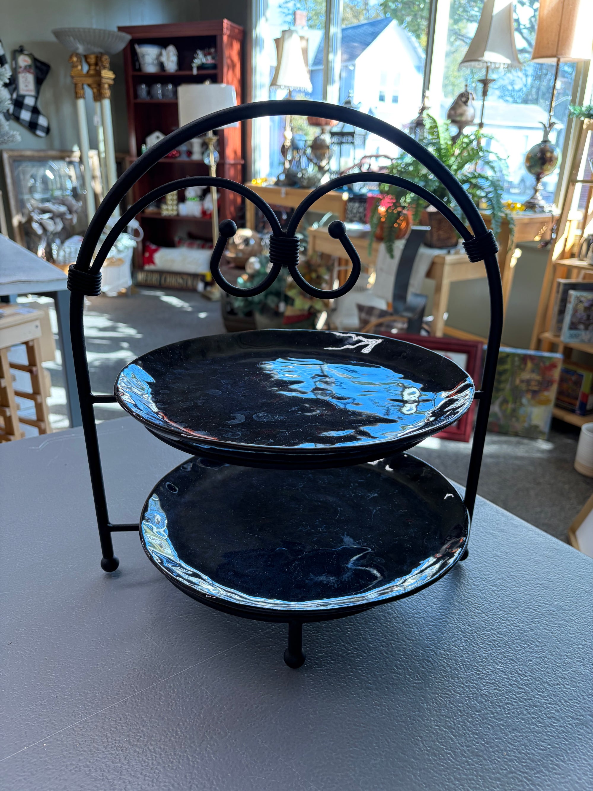 Two-Tiered Stand, 3 pc set