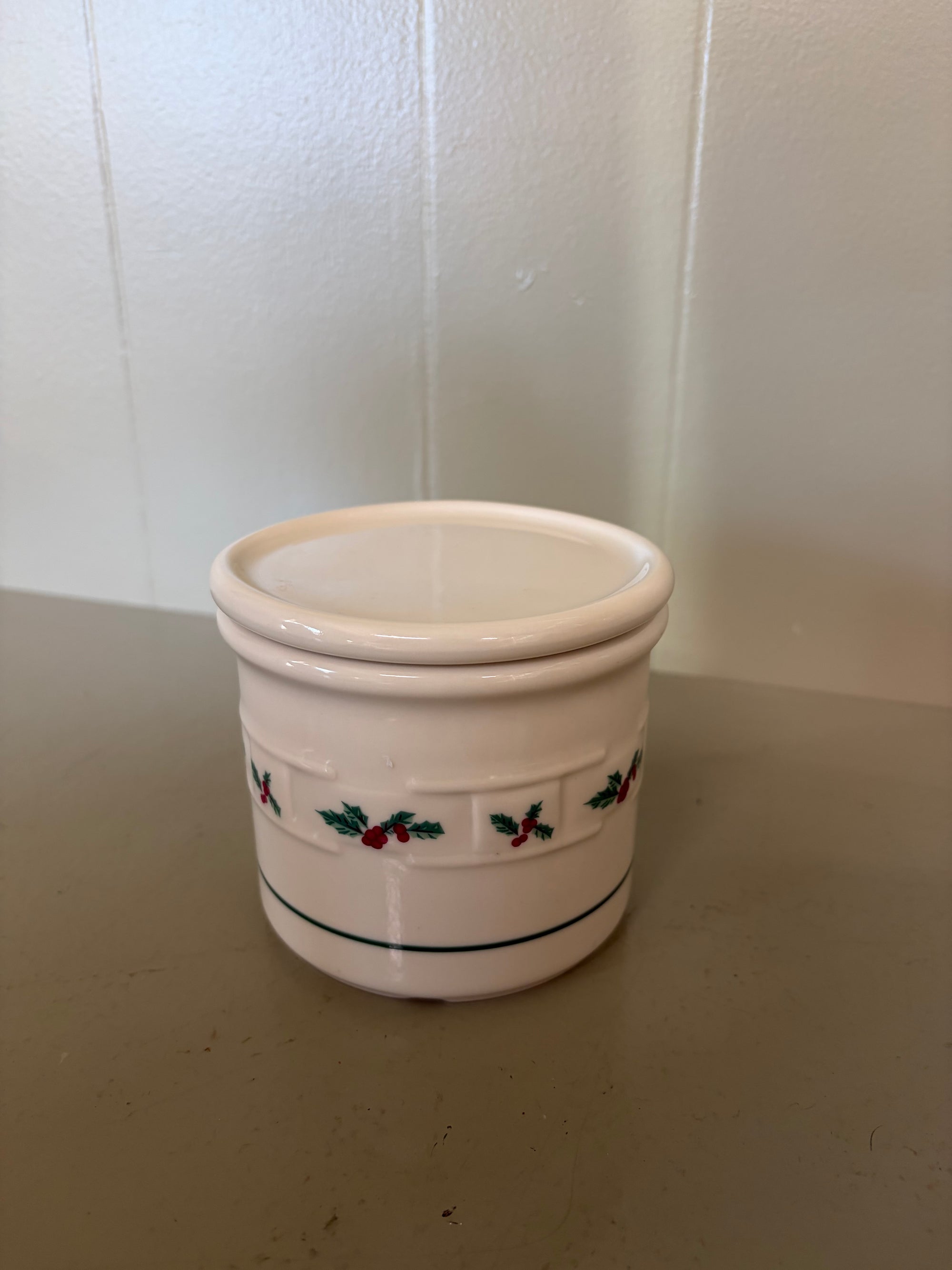 Longaberger Holly Crock