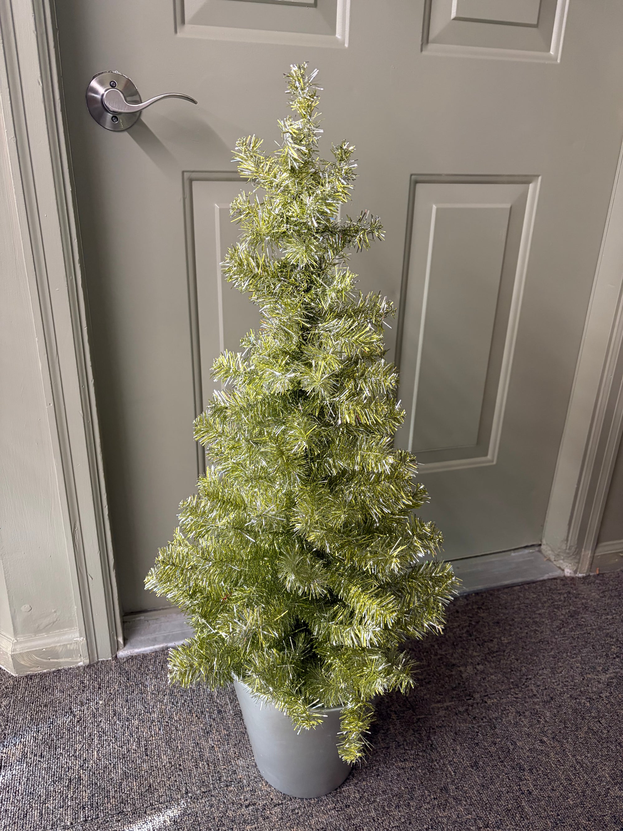 Shinny Christmas Tree