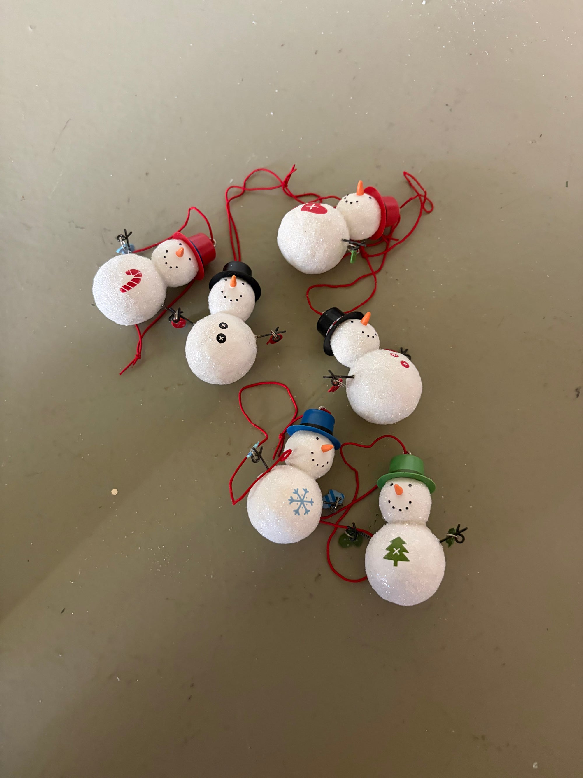 Miniaure Snowmen Ornaments, 6 pc set
