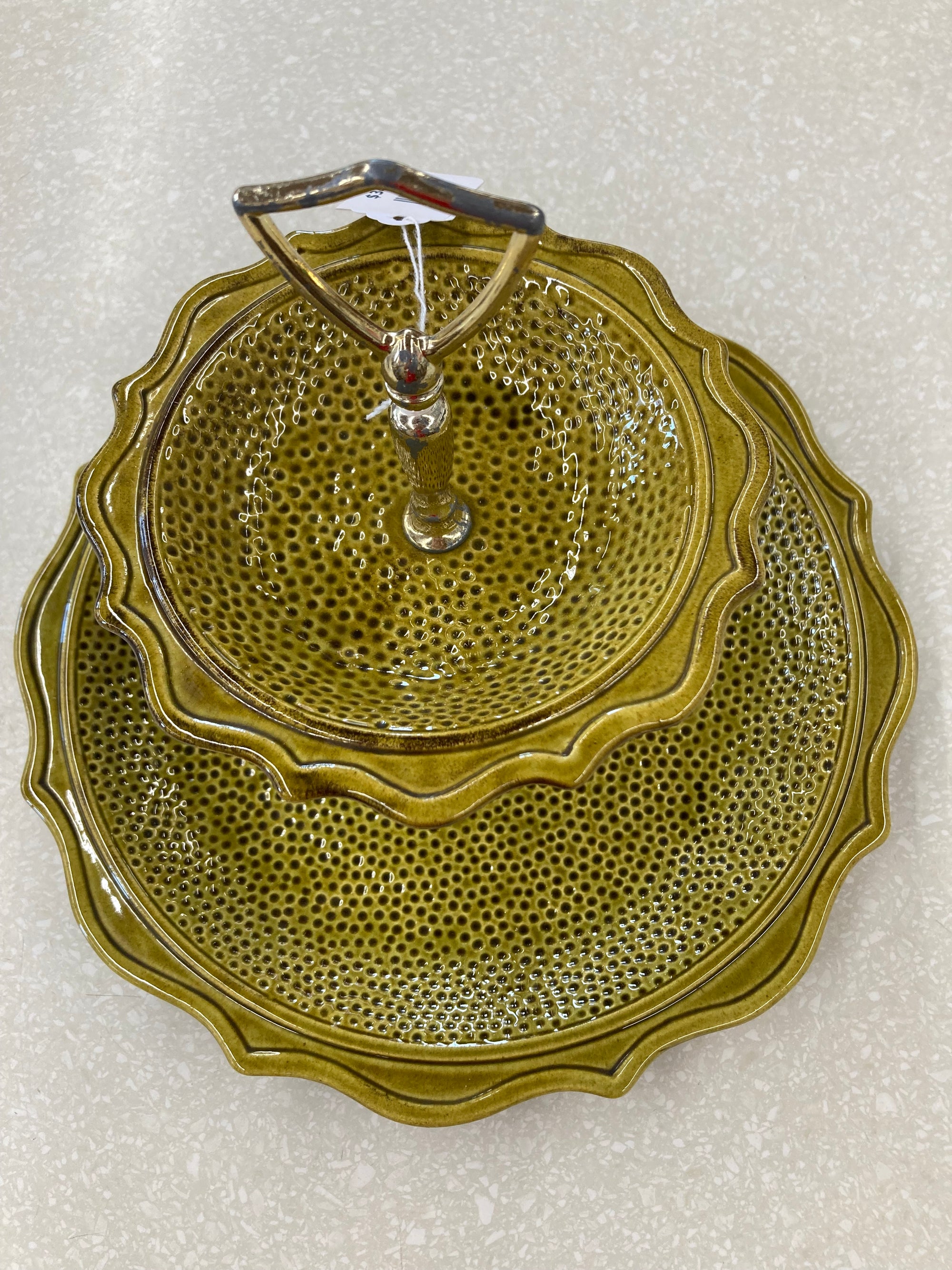 Two Tiered Olive with Dimples Stand