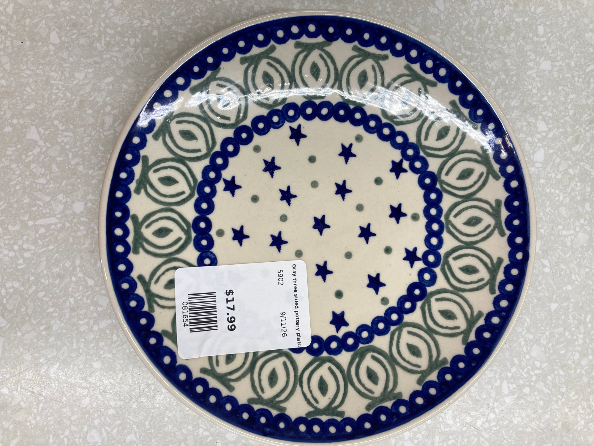 Polish pottery plate