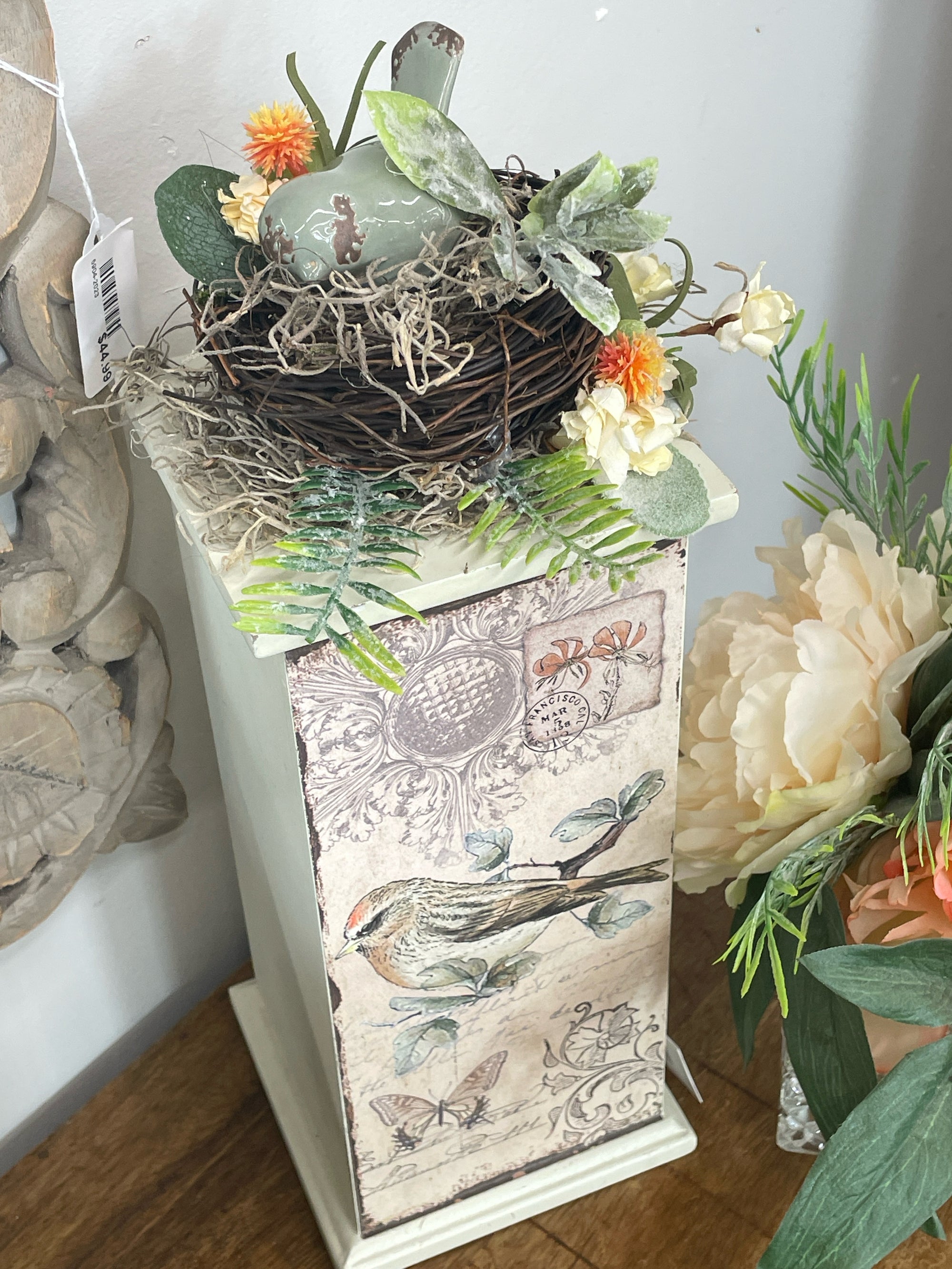 Bird Pillar