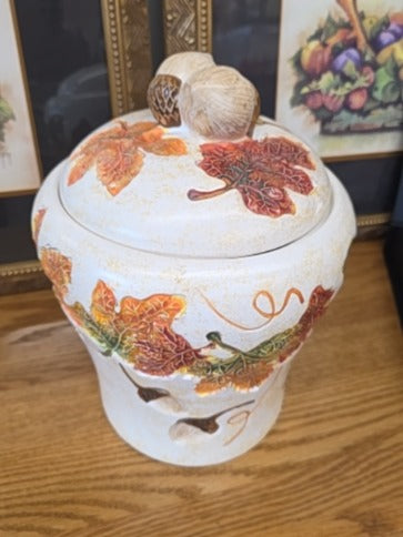 Canister