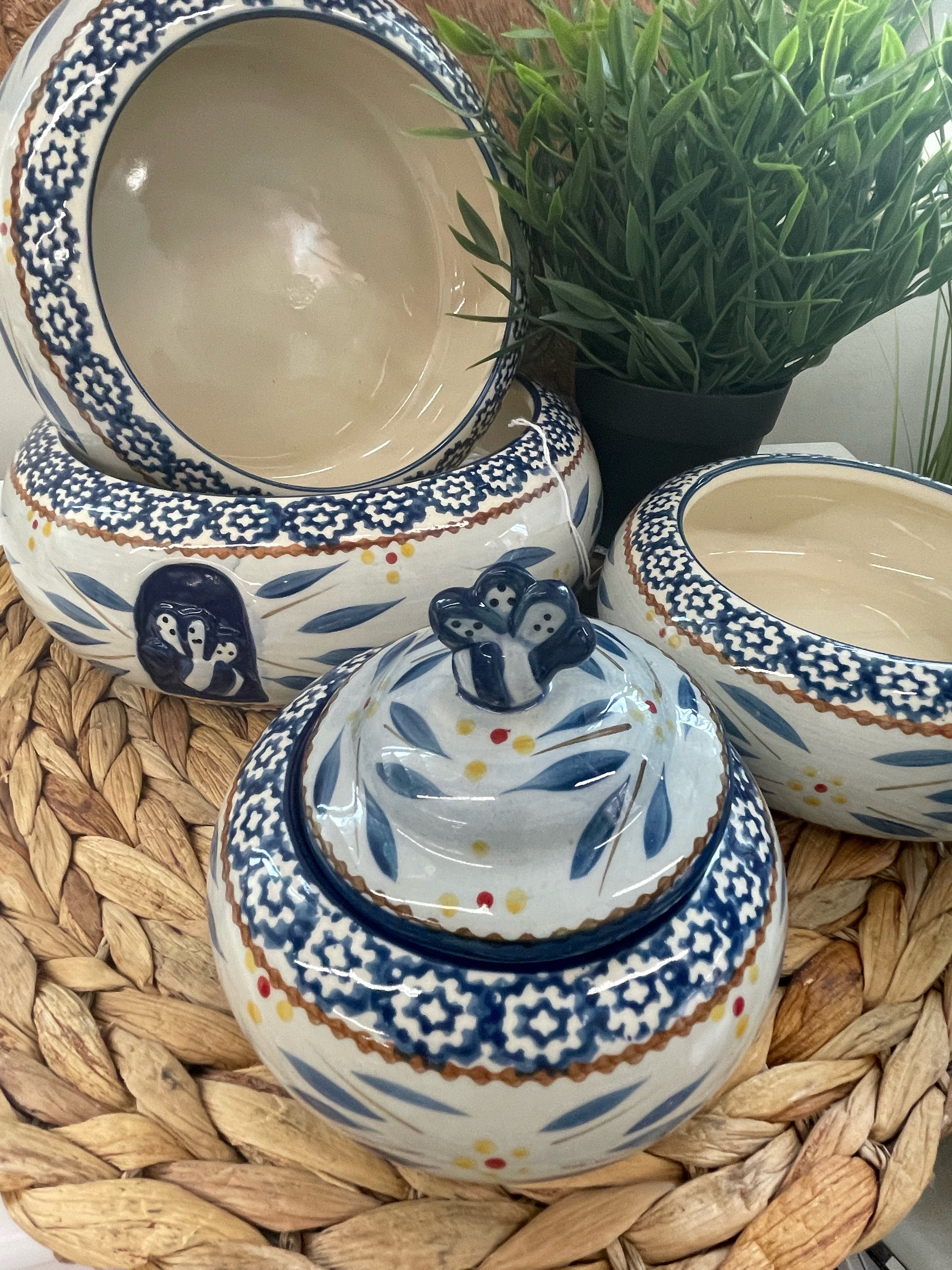 Serving Bowls