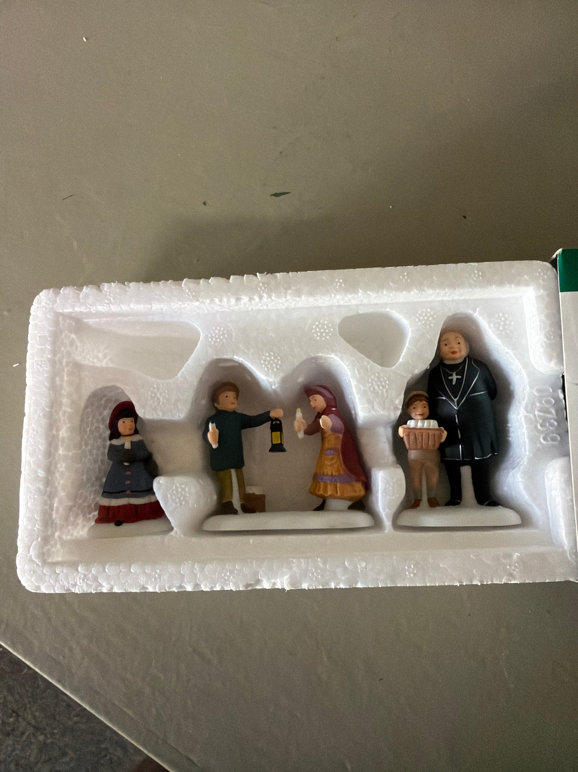 Dept. 56 A Peaceful Glow, Set of 3 - Has Box