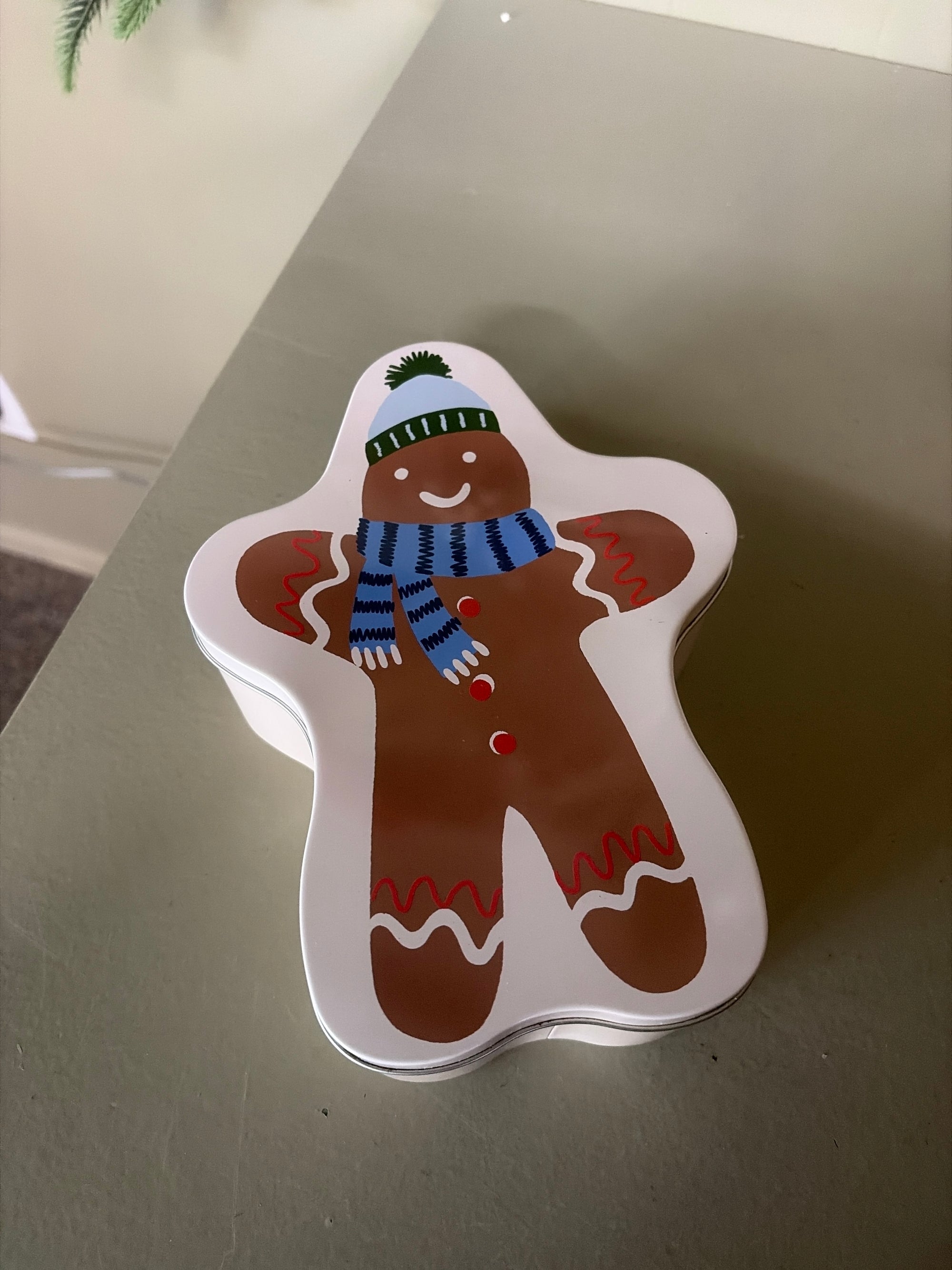 Red  Gingerbread Tin