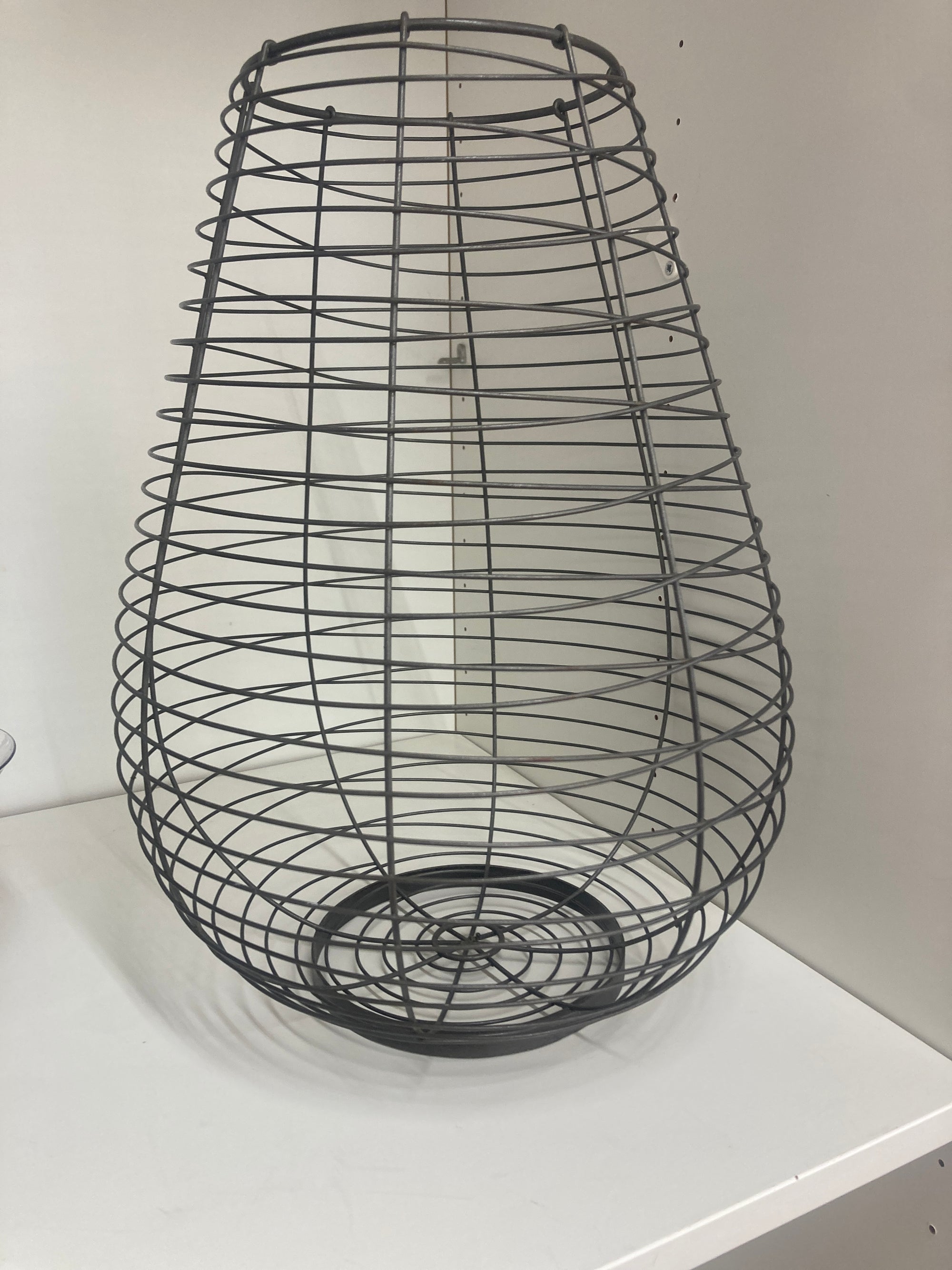 Wire Container/Vase