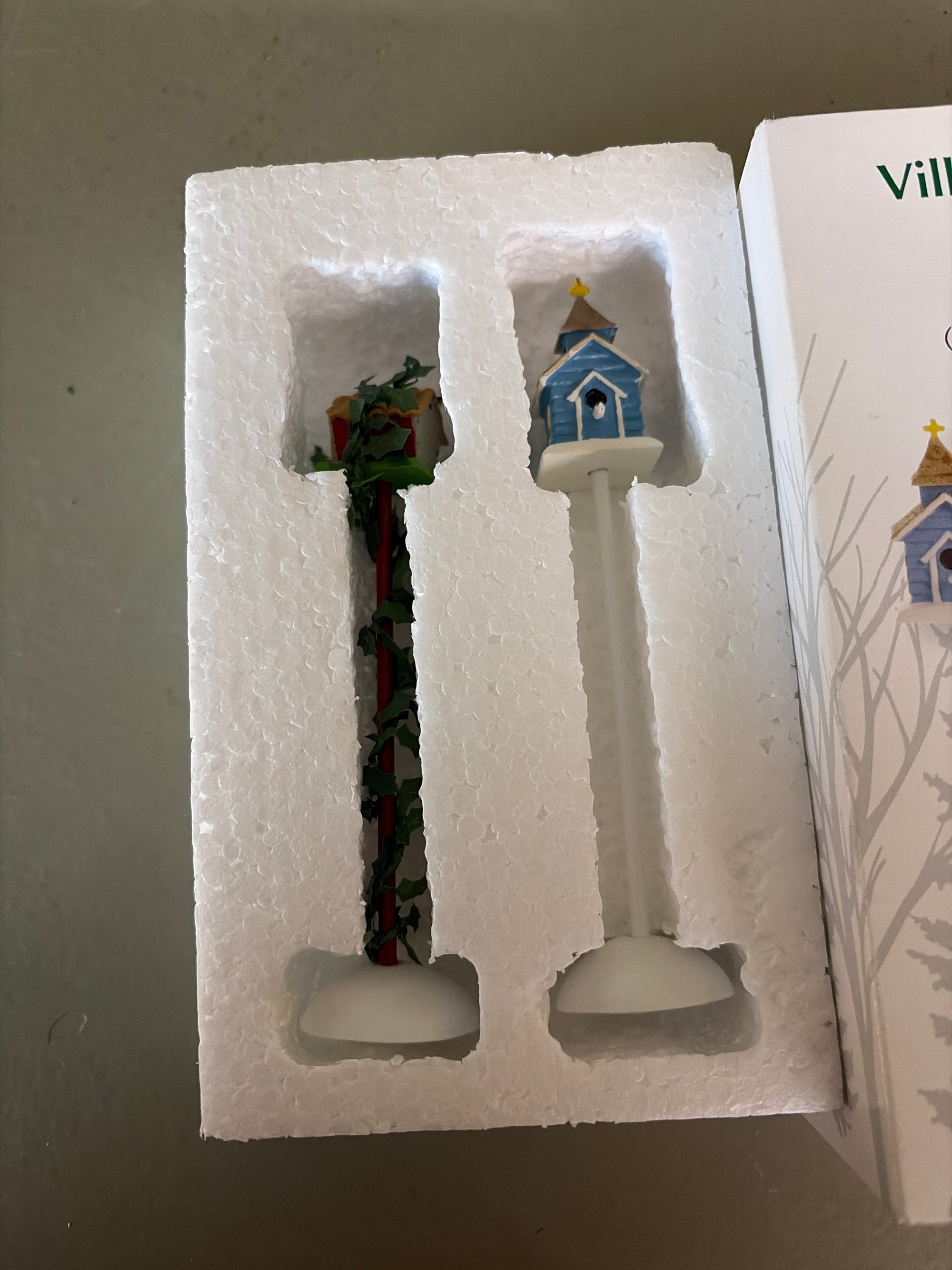 Dept. 56 Backyard Bird Houses, Set of 2 - Has Box