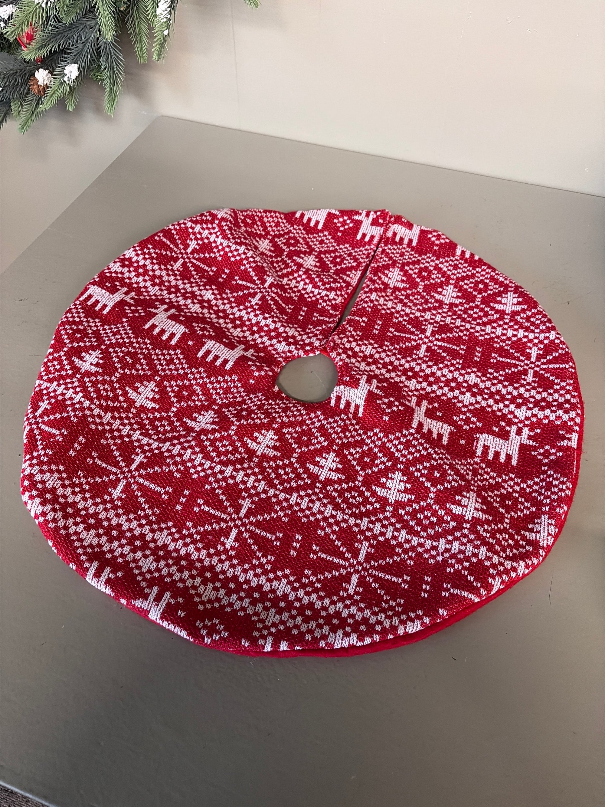 Red  Mini Tree Skirt