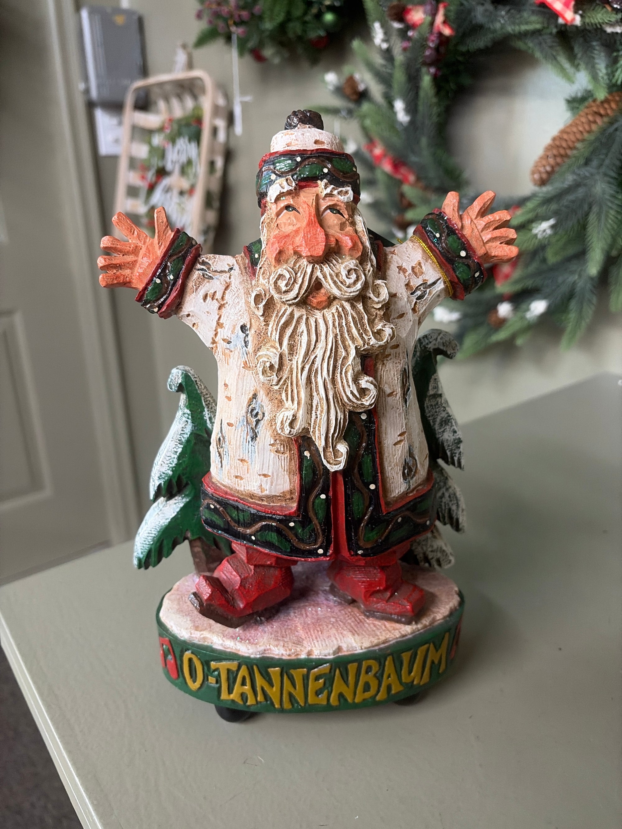 O-Tannenbaum Santa