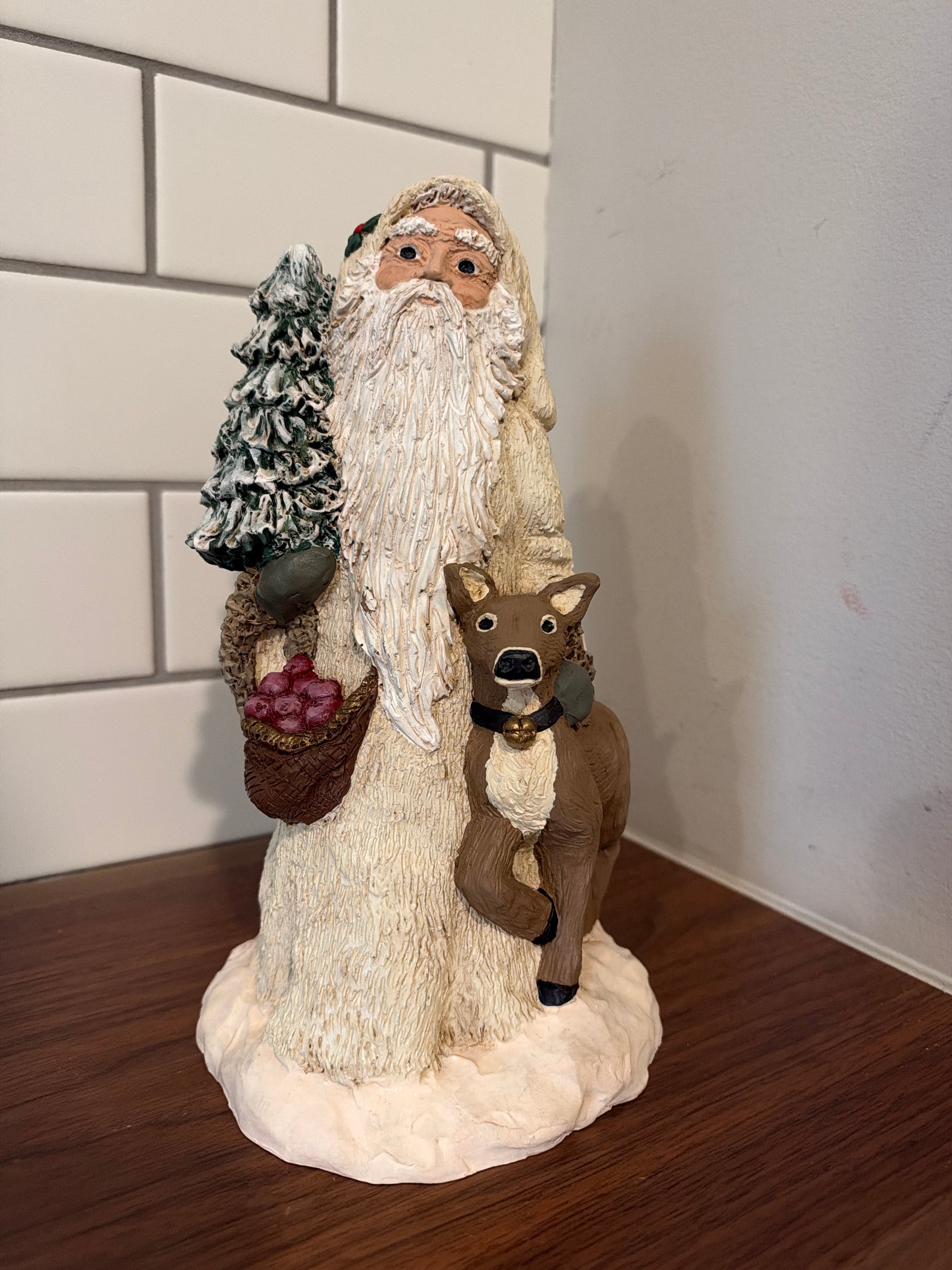 Constantine Collection Santa Figurine
