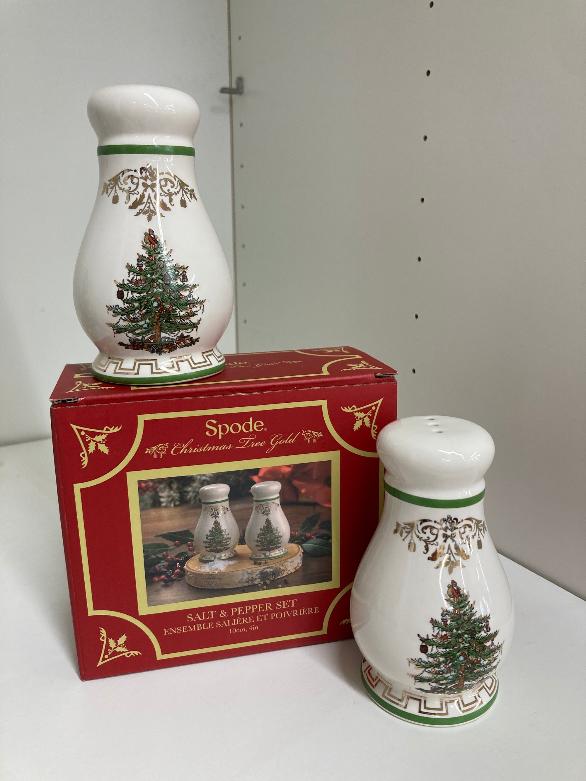 Vintage Spode Salt and Pepper Set, 2 pc set