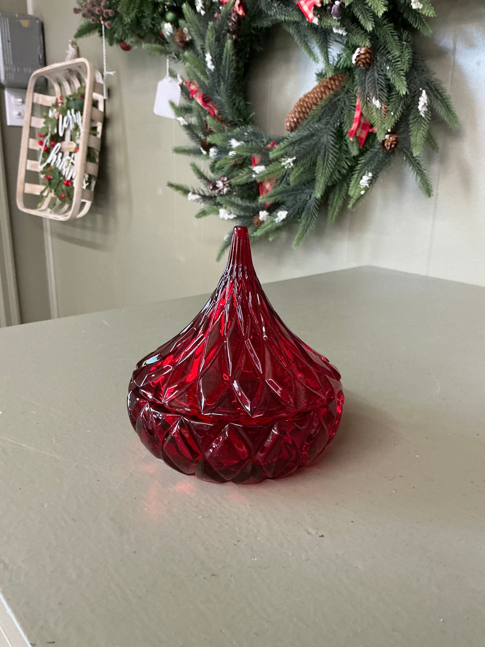 Red  Kiss Candy Dish, 2 pc