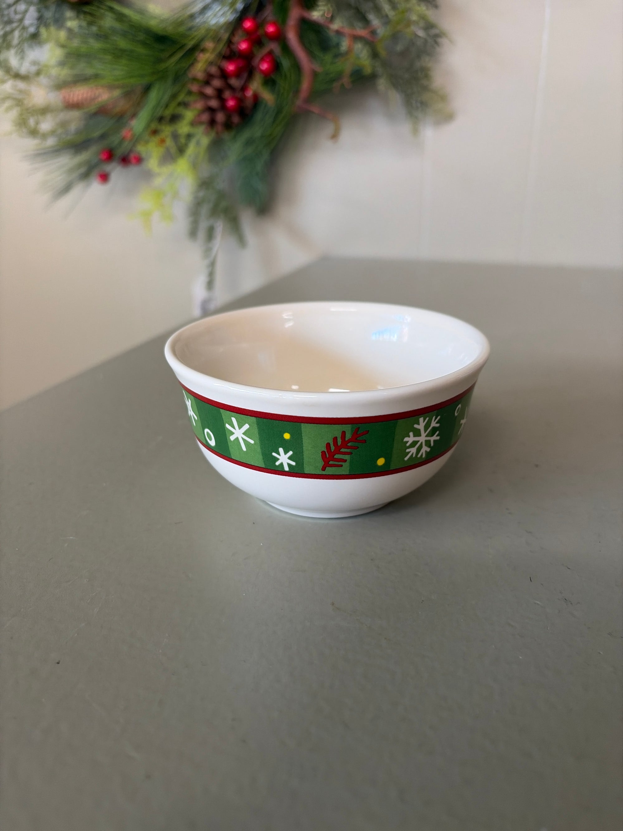 Longaberger Holiday Bowl
