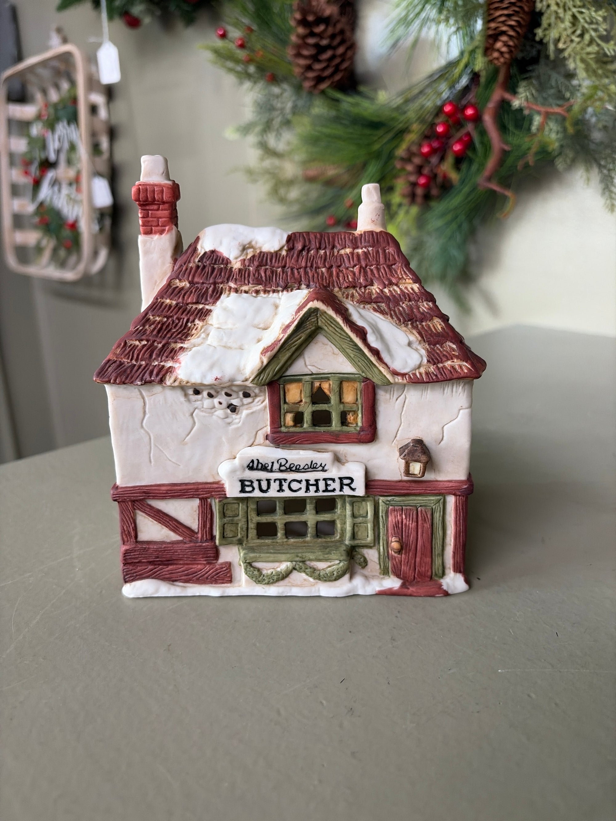 Dept. 56 Faversham Lamp’s  & Oil, Has Box